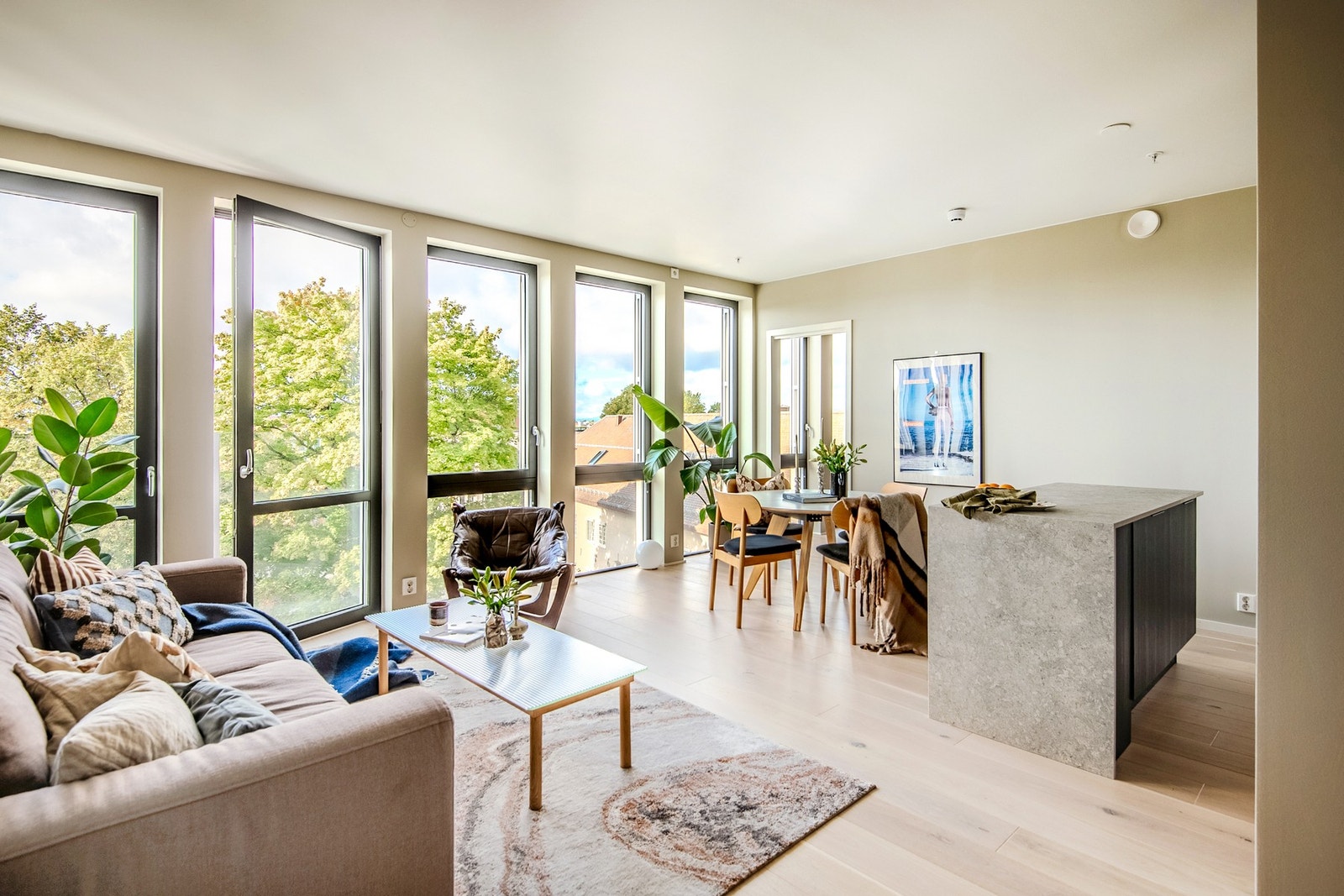 Velkommen til Sandakerveien 56E, presentert av Kjetil Ustad v/EIE Valkyrien. Galleribilde