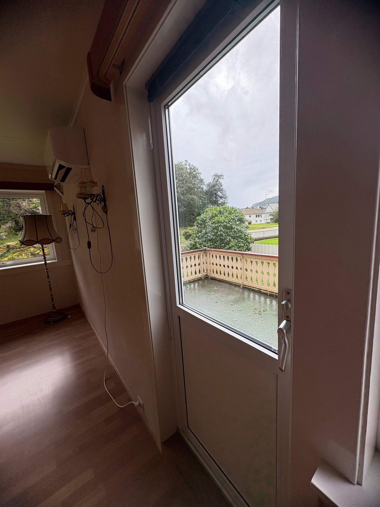 Stove (med utgang veranda), 2 etasje Galleribilde