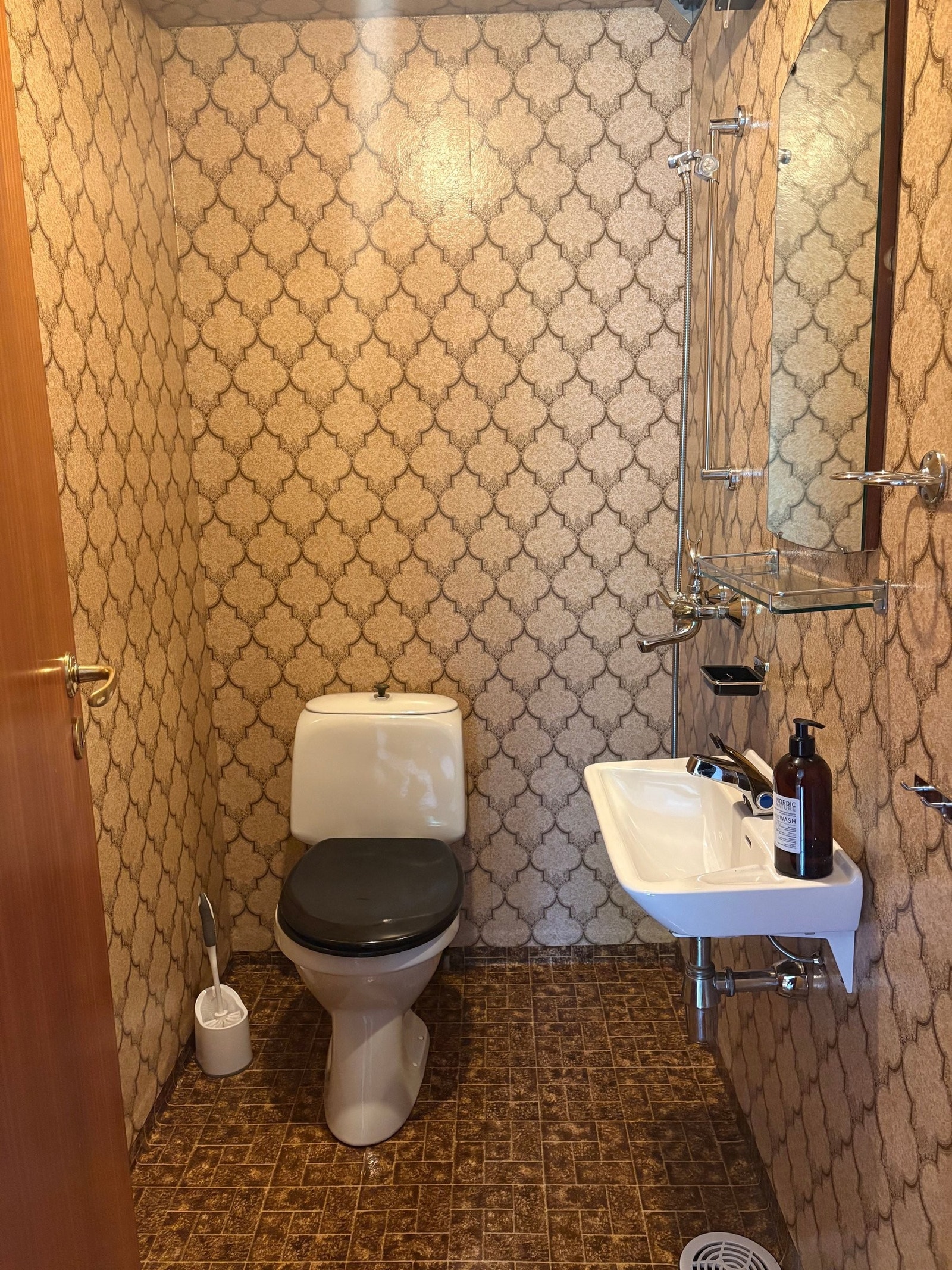 Toalett, 1.etasje Galleribilde