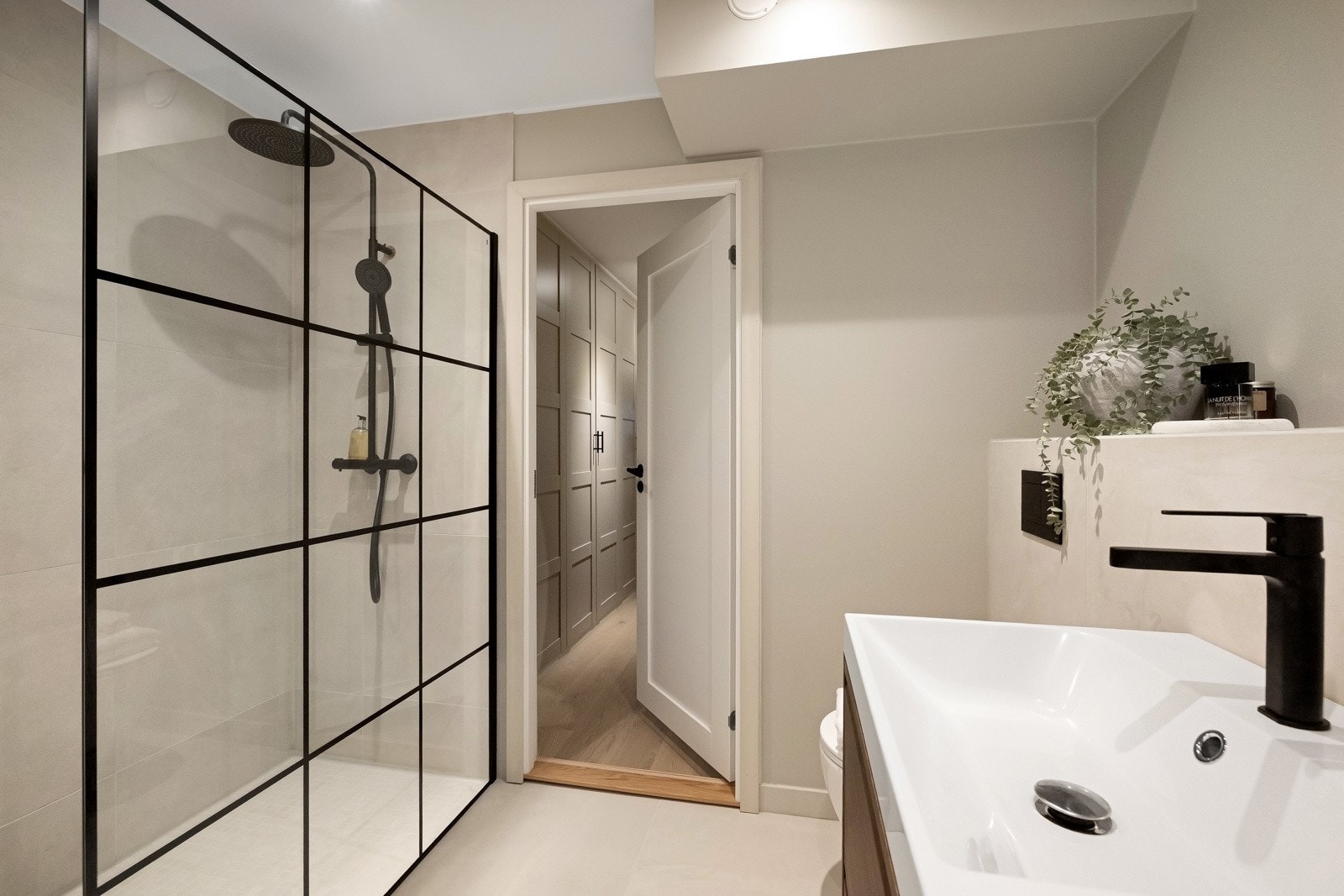 Baderom 1 Galleribilde