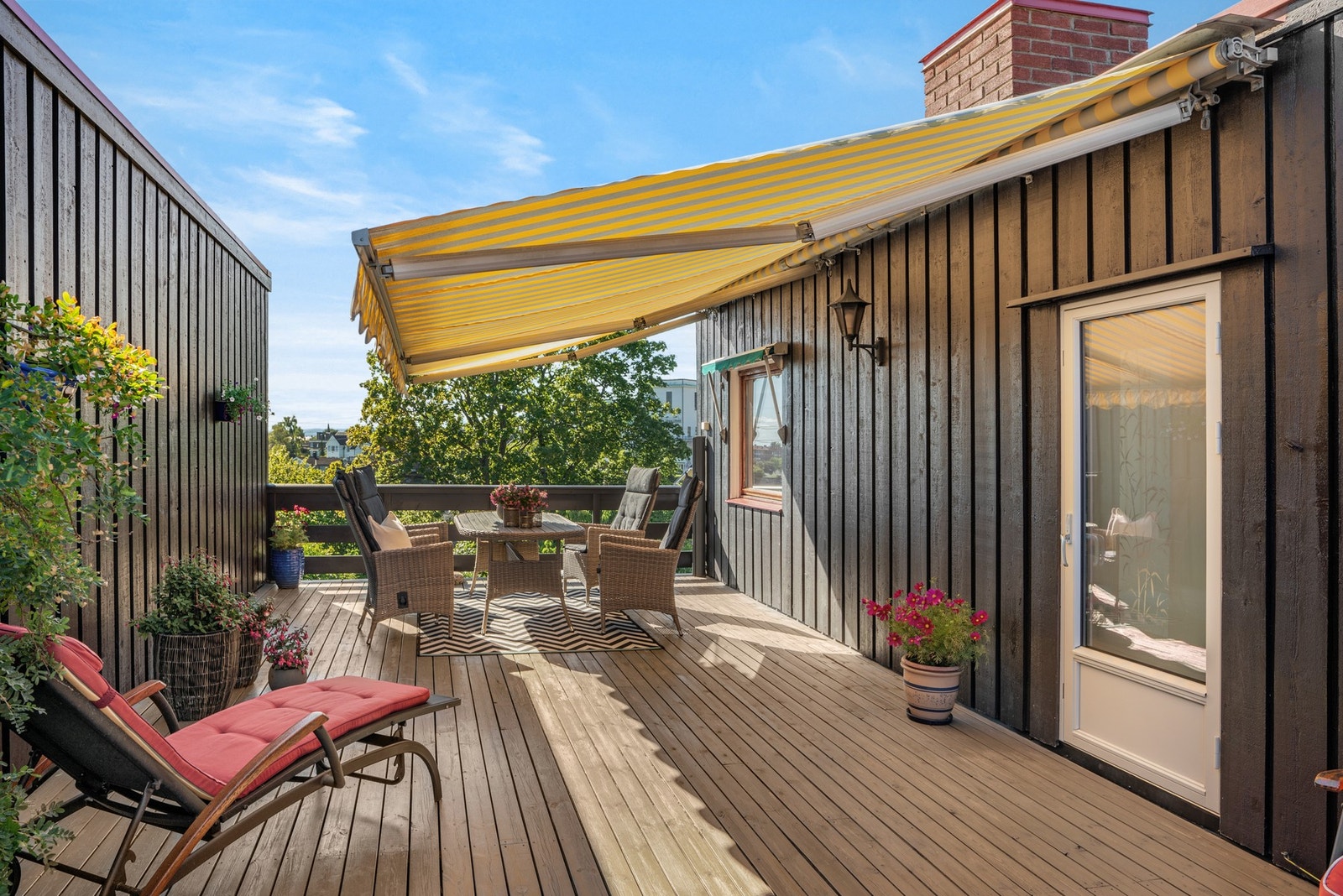 Her har du et naturlig samlingspunkt på varme sommerkvelder Galleribilde