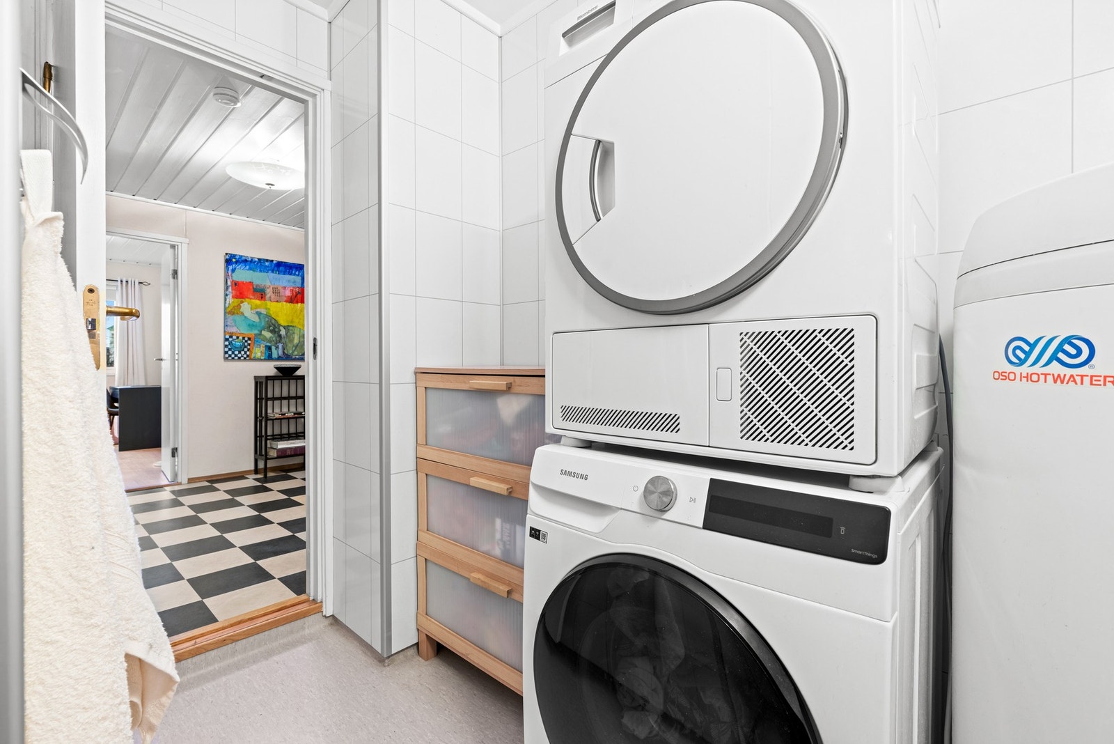 Det er opplegg for vaskesøyle i rommet Galleribilde