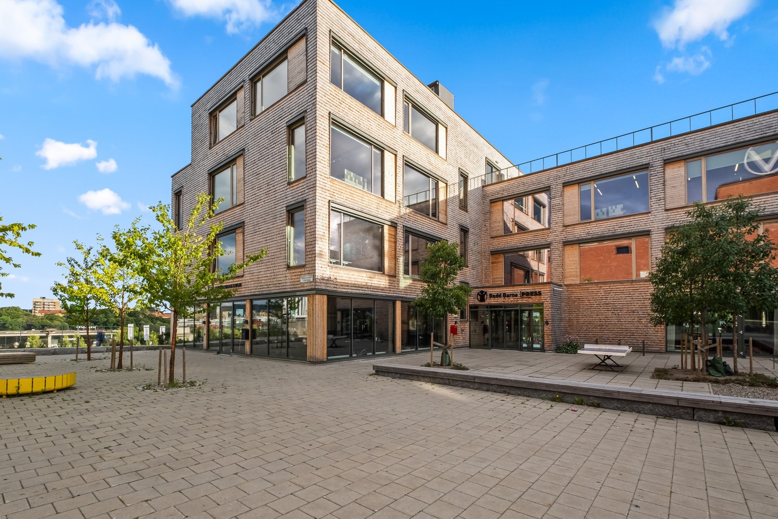 Velkommen til oss i PrivatMegleren Atrium ved Bøkkerveien 2b Galleribilde