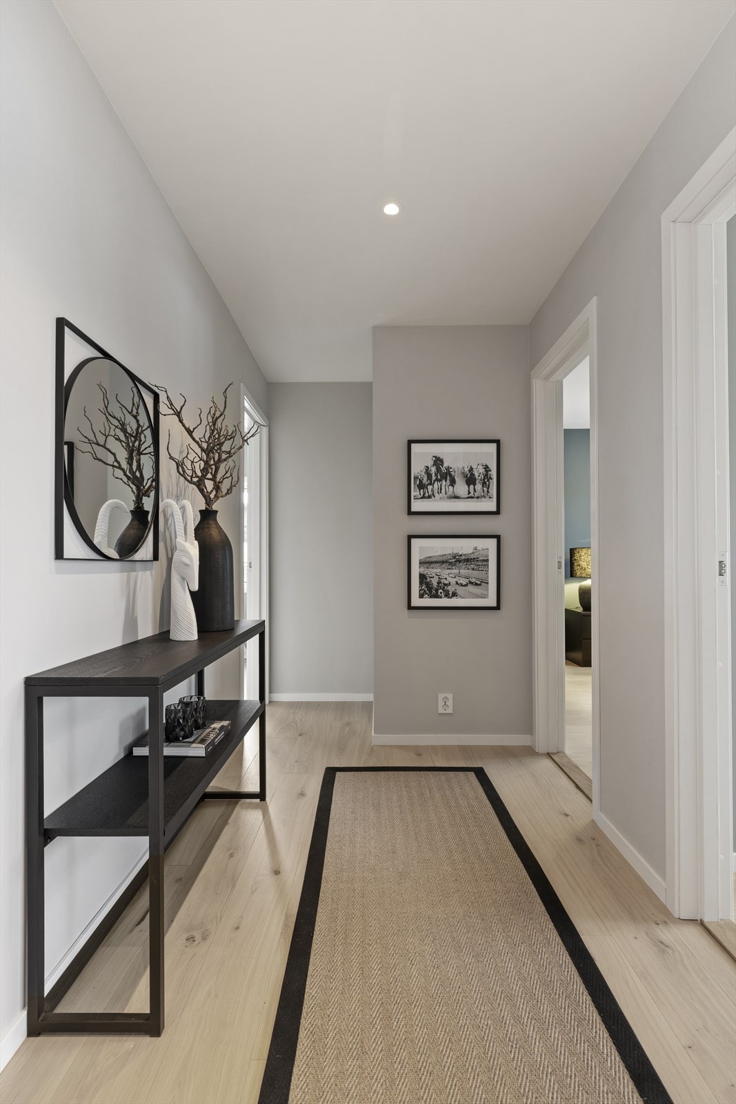 Planløsningen er svært godt utnyttet med hele fire soverom og to bad. Galleribilde