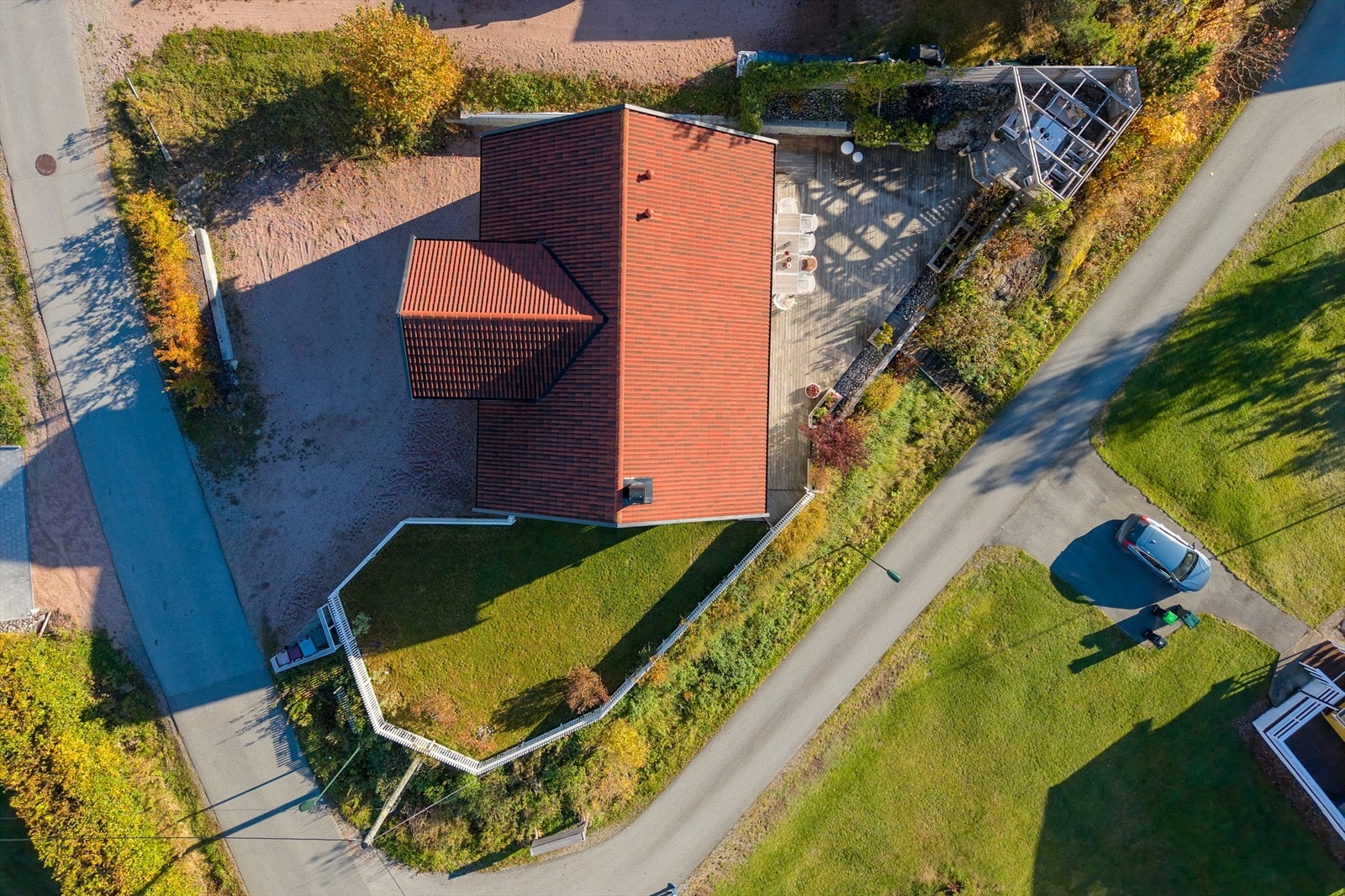 Eiet tomt på 810,8 kvm. Galleribilde