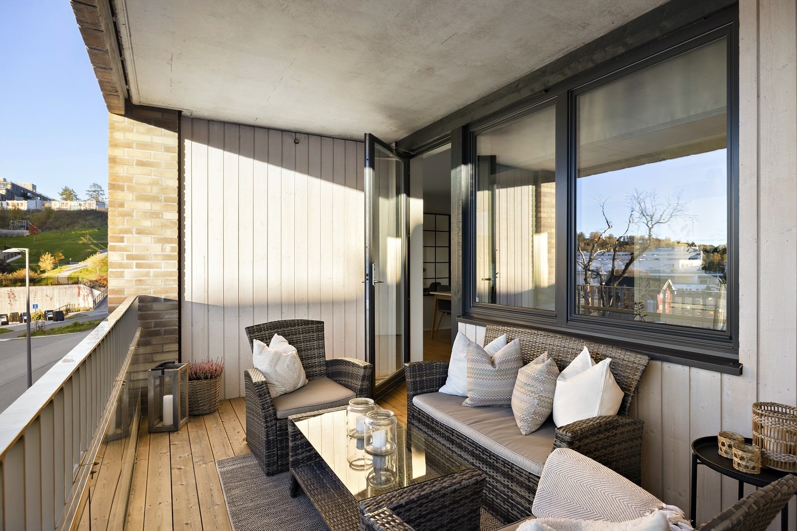Med vestvendt beliggenhet får du ettermiddags- og kveldssol på balkongen. Galleribilde