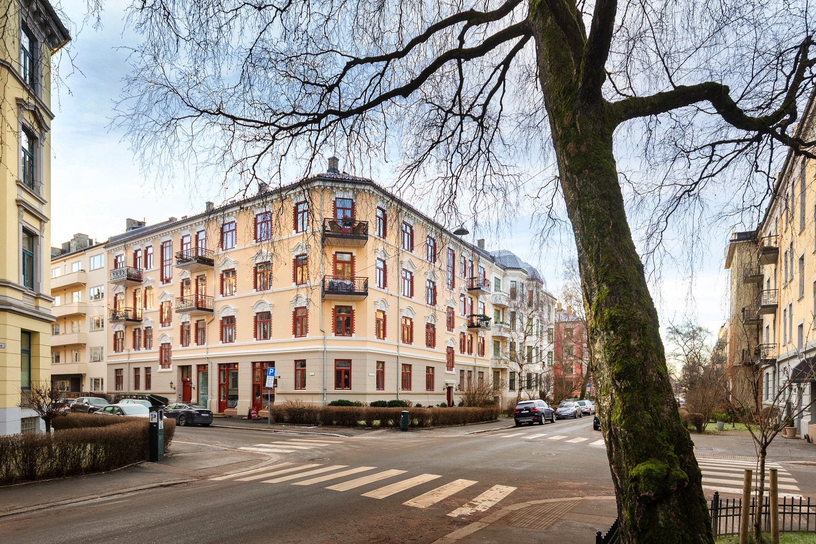 Sentral beliggenhet med "alt" i umiddelbar nærhet Galleribilde