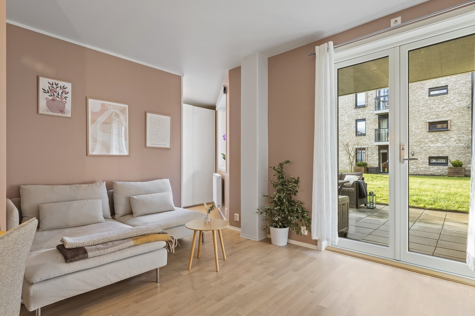 Nyere leilighet fra 2019 med god planløsning Galleribilde