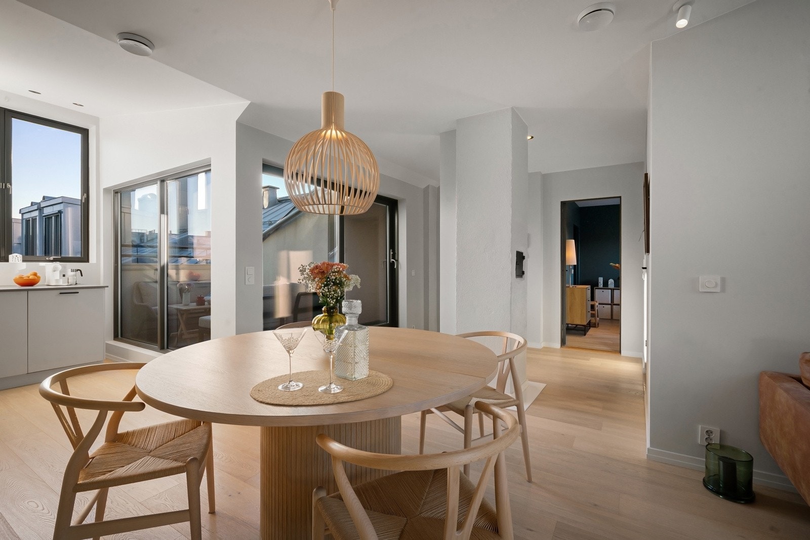 En høyst moderne 2-roms toppleilighet med fri beliggenhet og meget høy standard Galleribilde