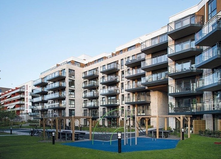 Bakgården Galleribilde