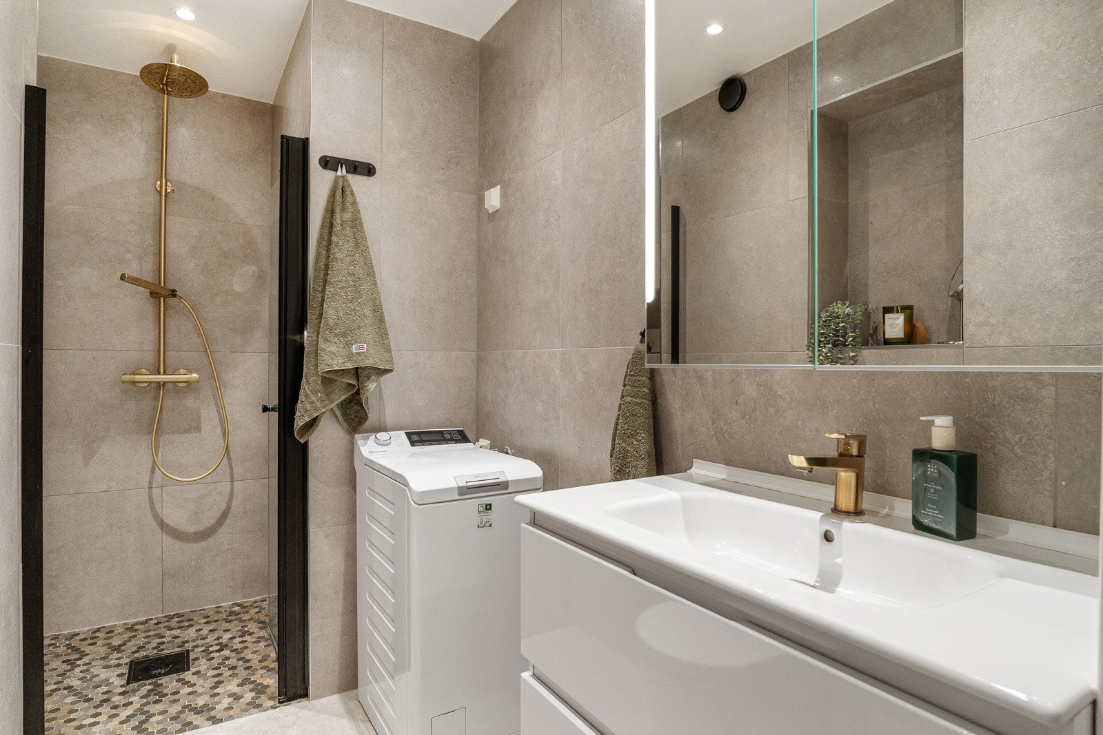 Det er opplegg for vaskemaskin. Galleribilde