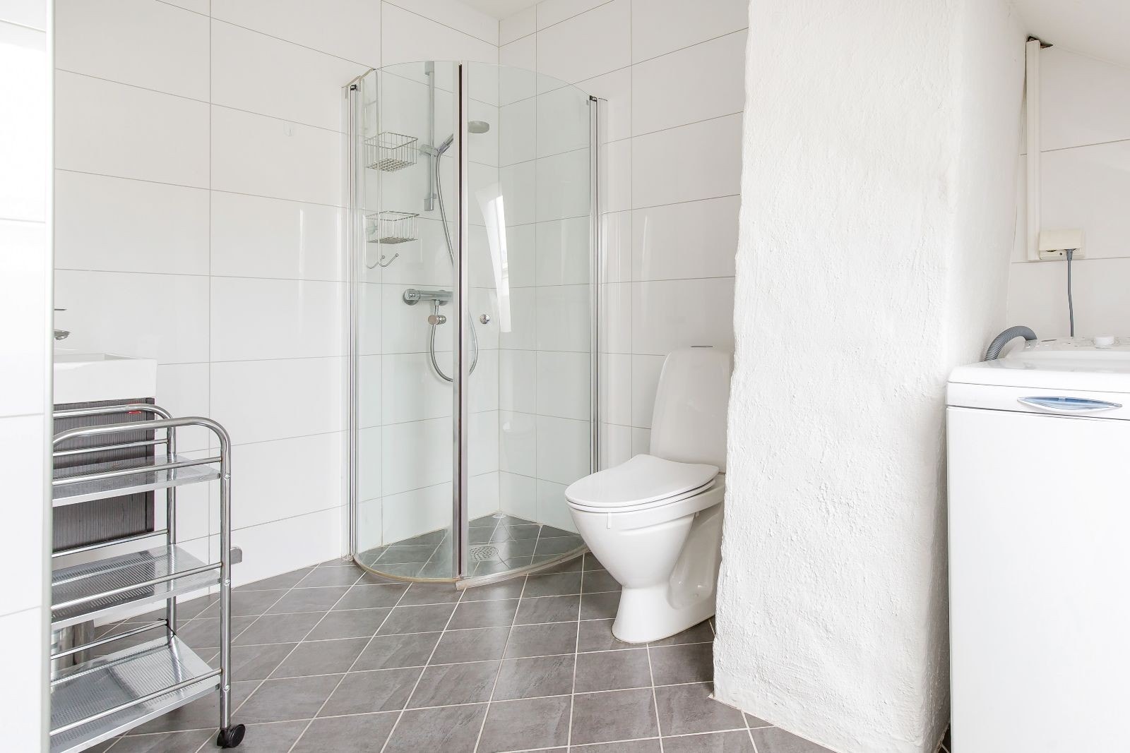 Flislagt bad med varmekabler Galleribilde