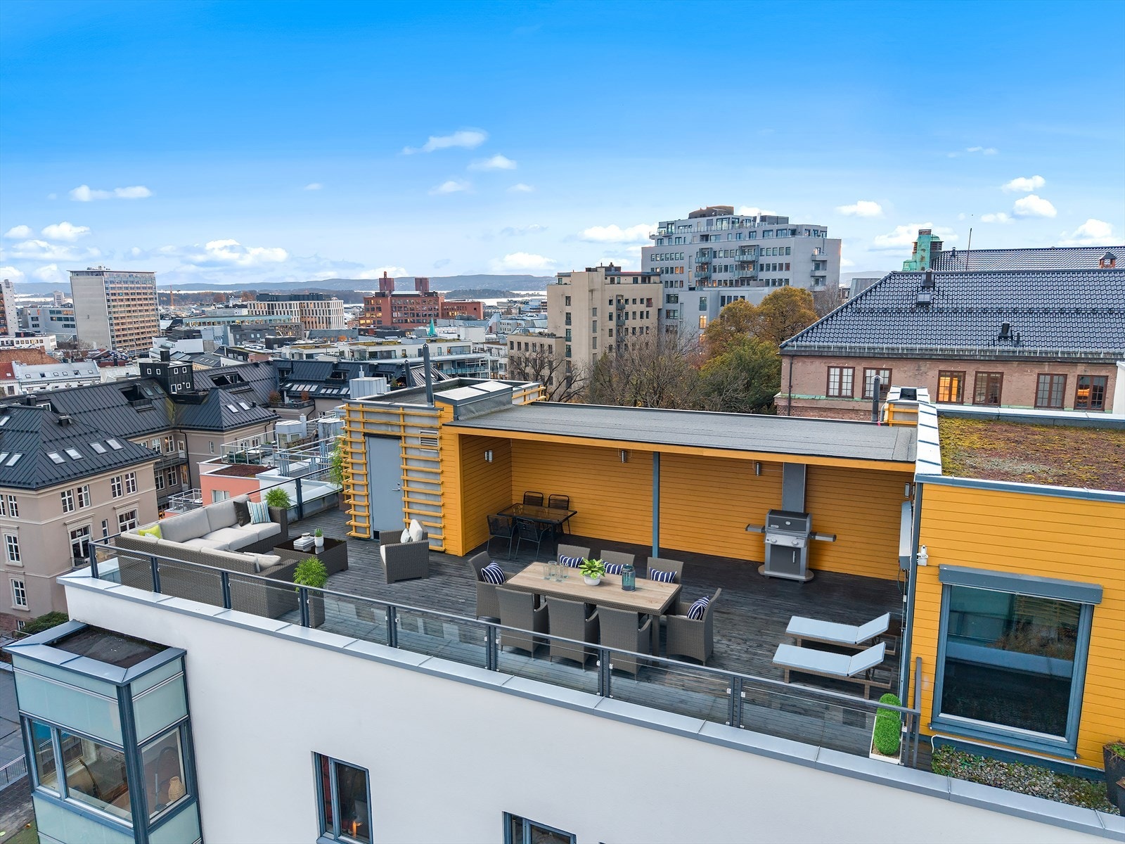 Velkommen til Stensberggata 14 - digital styling av takterrasse til inspirasjon. Galleribilde