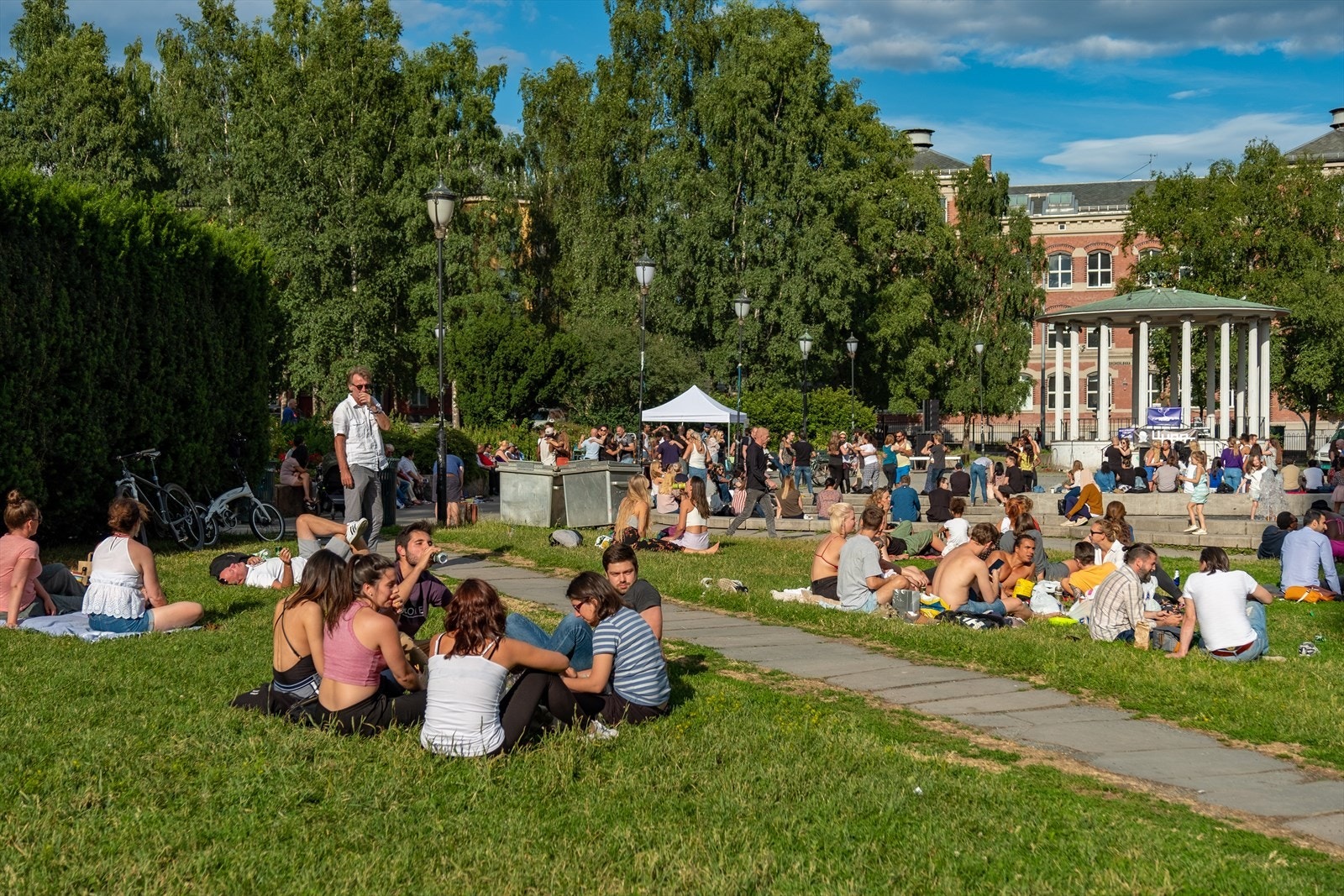 Mange parker i nærheten som Birkelunden Galleribilde