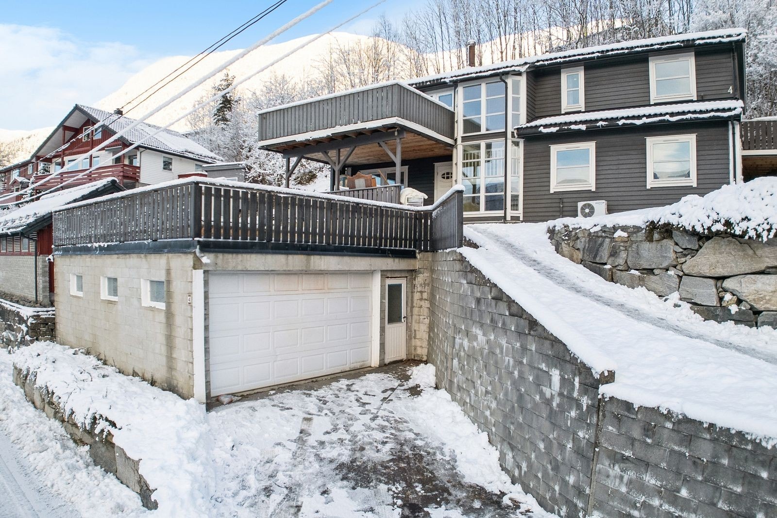 2_drone_2.jpg Galleribilde