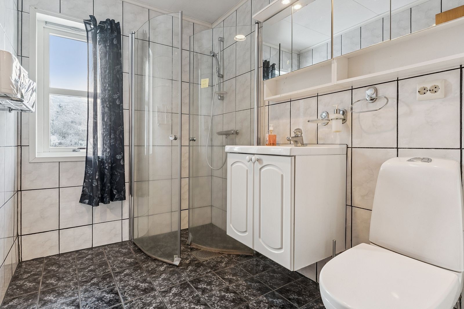 2_bad_3.jpg Galleribilde