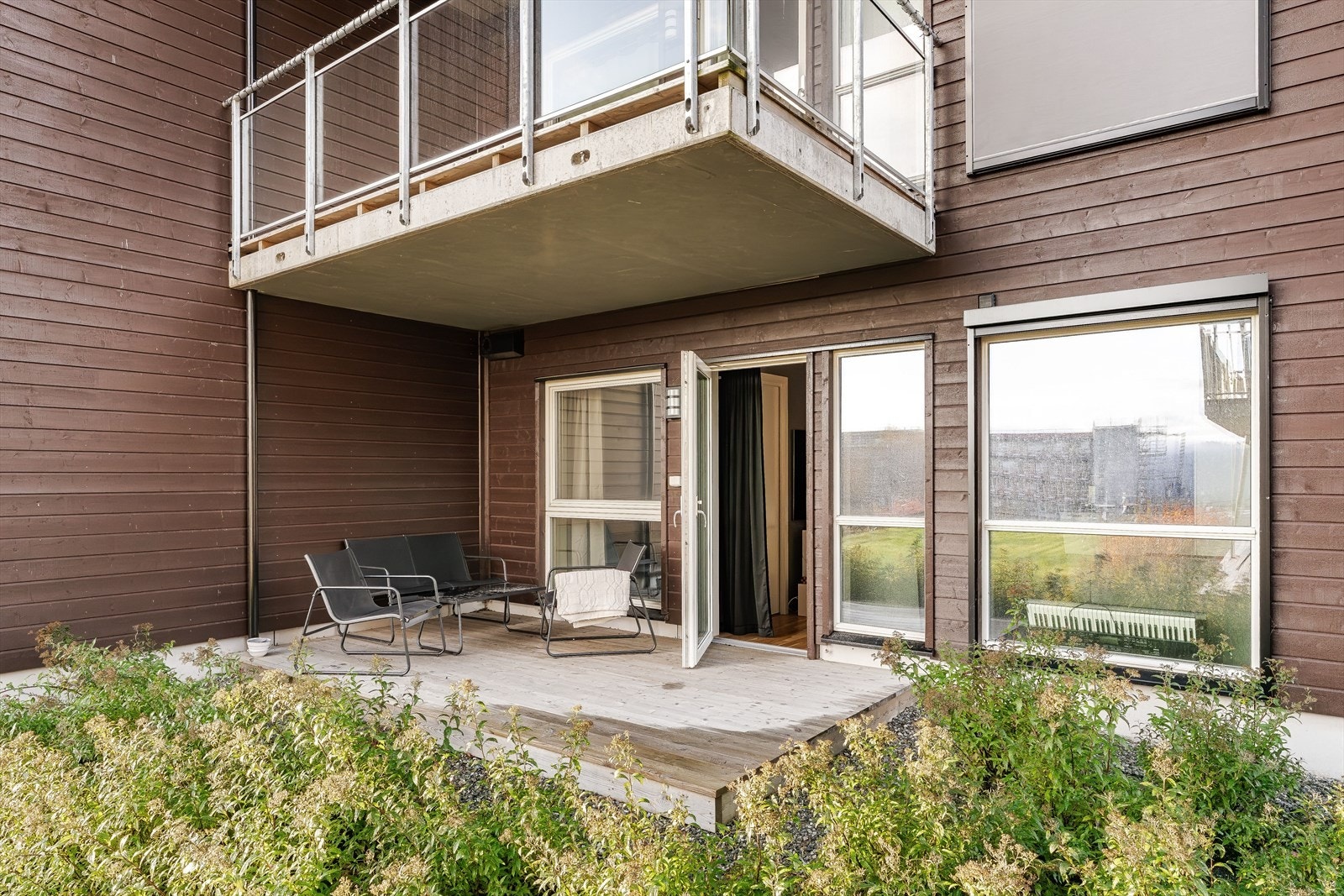 Boligen er fra 2022 og har nybyggsgaranti til og med 2027. Galleribilde