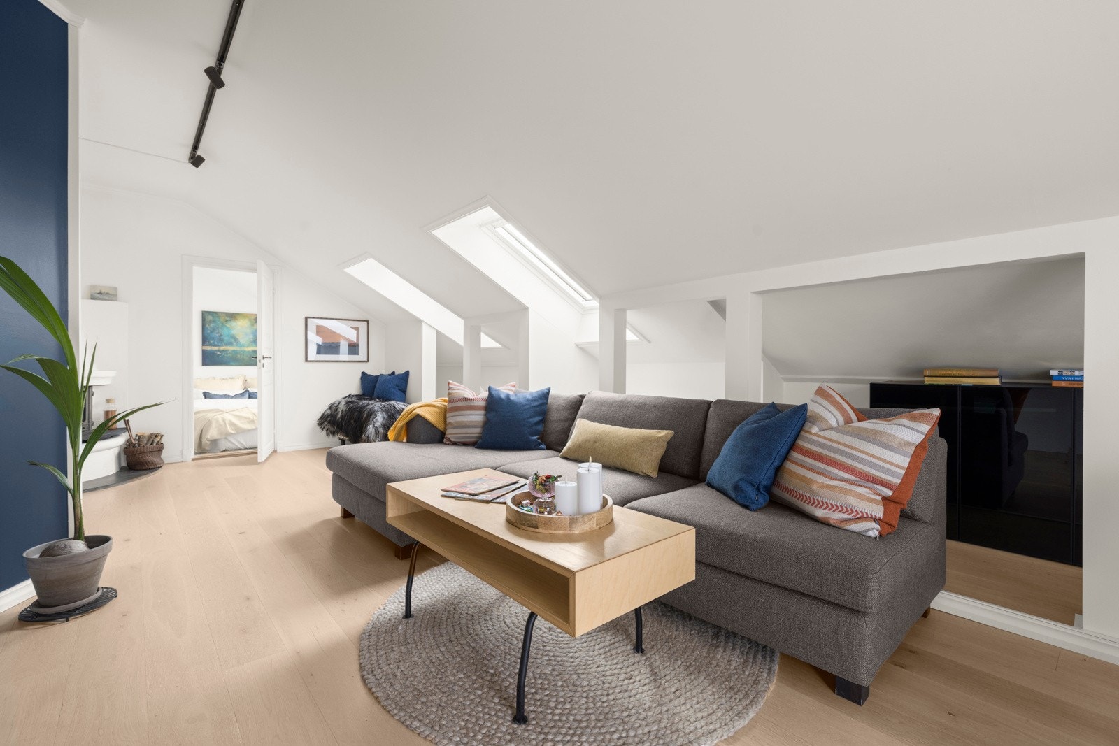 Det er etablert gjesteparkering utenfor inngangsparti. Galleribilde