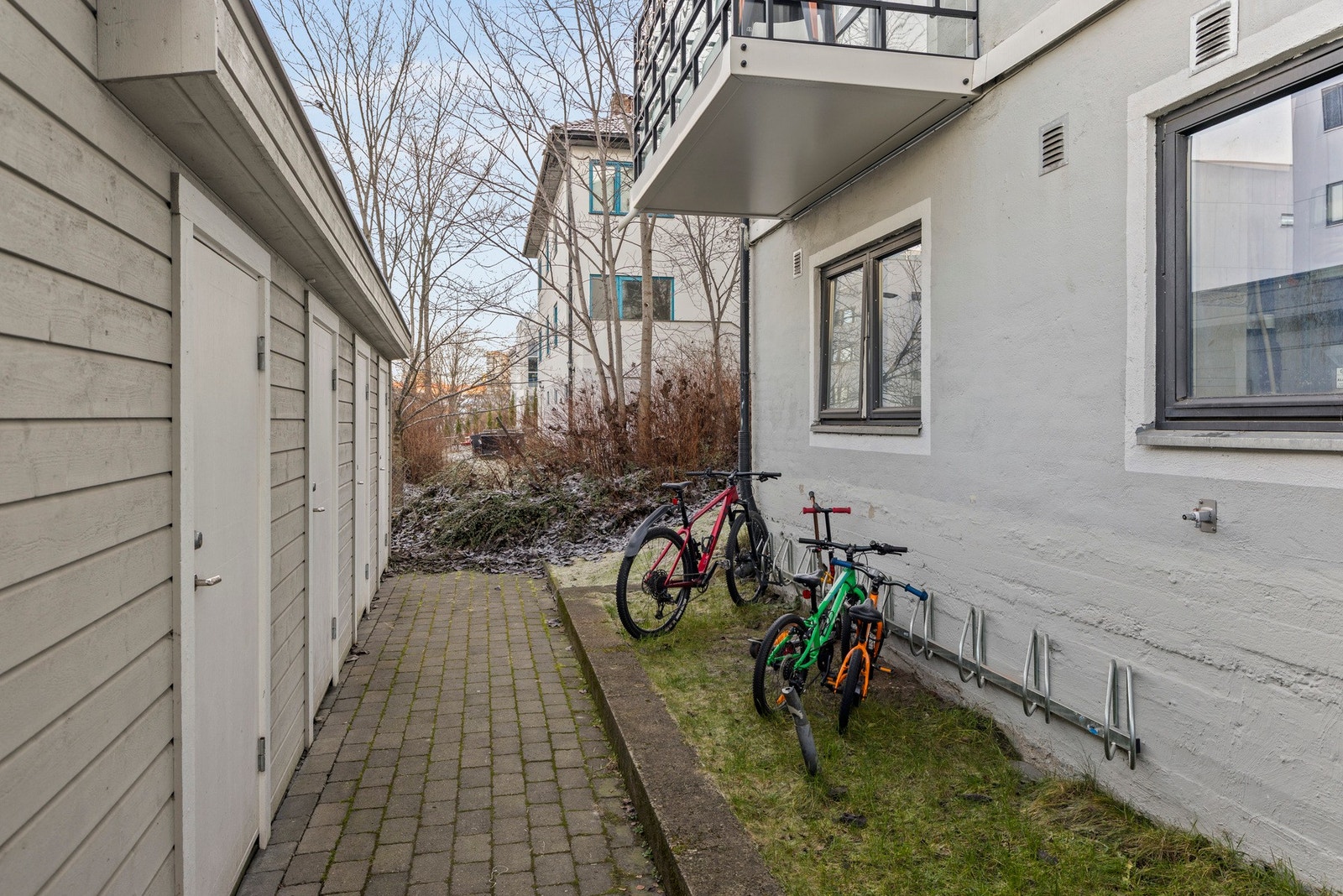 - Leiligheten er tilknyttet Kværnerkolonien Borettslag og borettslaget består av 19 andeler - Galleribilde