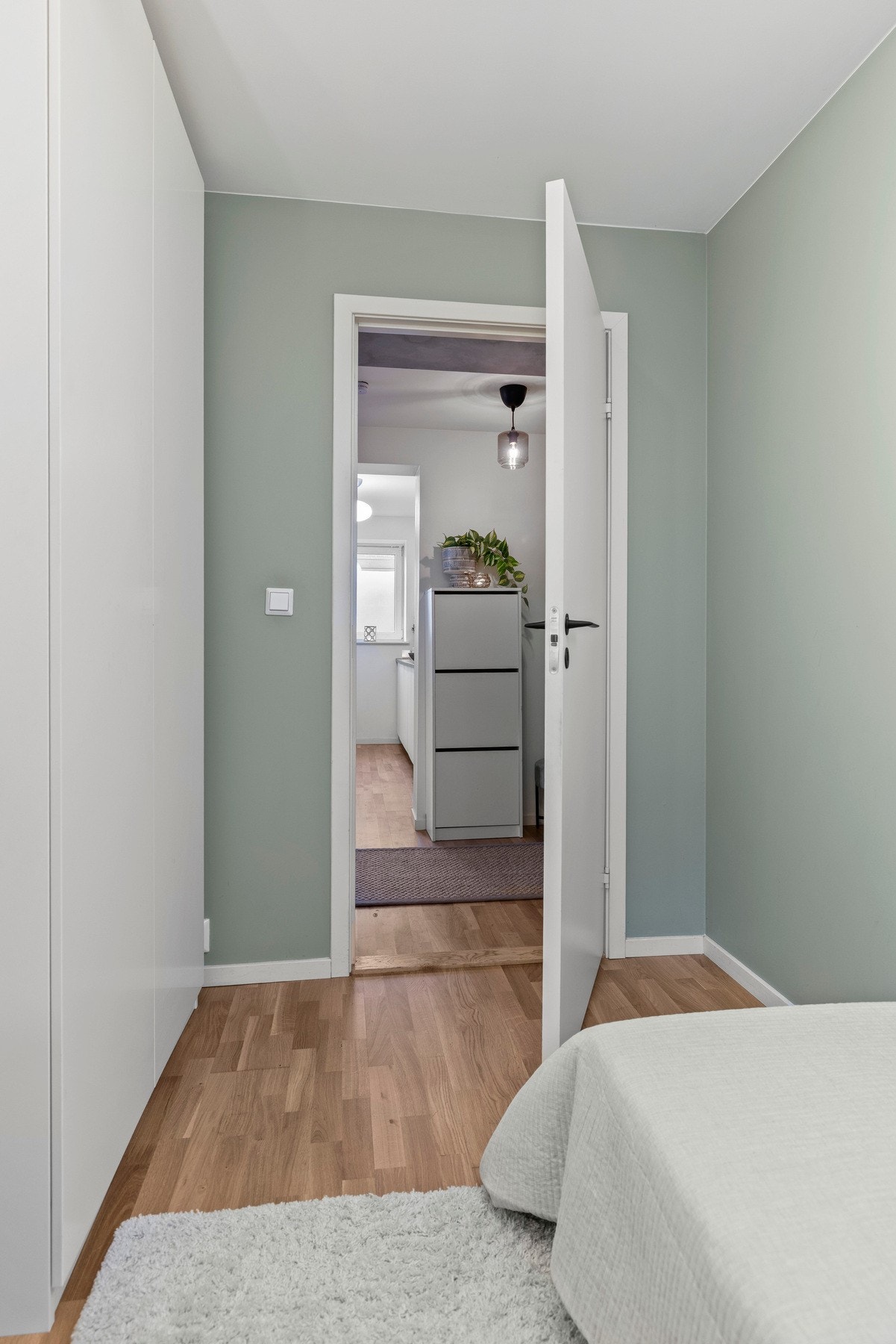 - Soverom II med plass til alt fra seng, kontorpult eller kommoder - Galleribilde