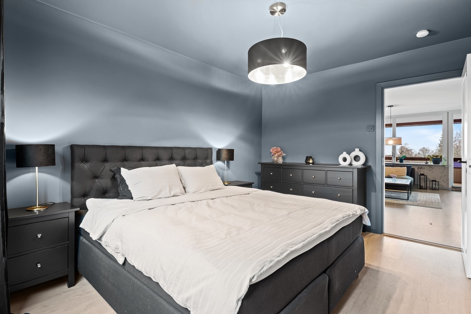 Alle soverommene ligger samlet i tilknytning til hverandre og badet. Galleribilde