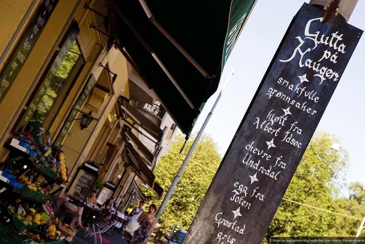 Gutta på Haugen er i nærområdet Galleribilde