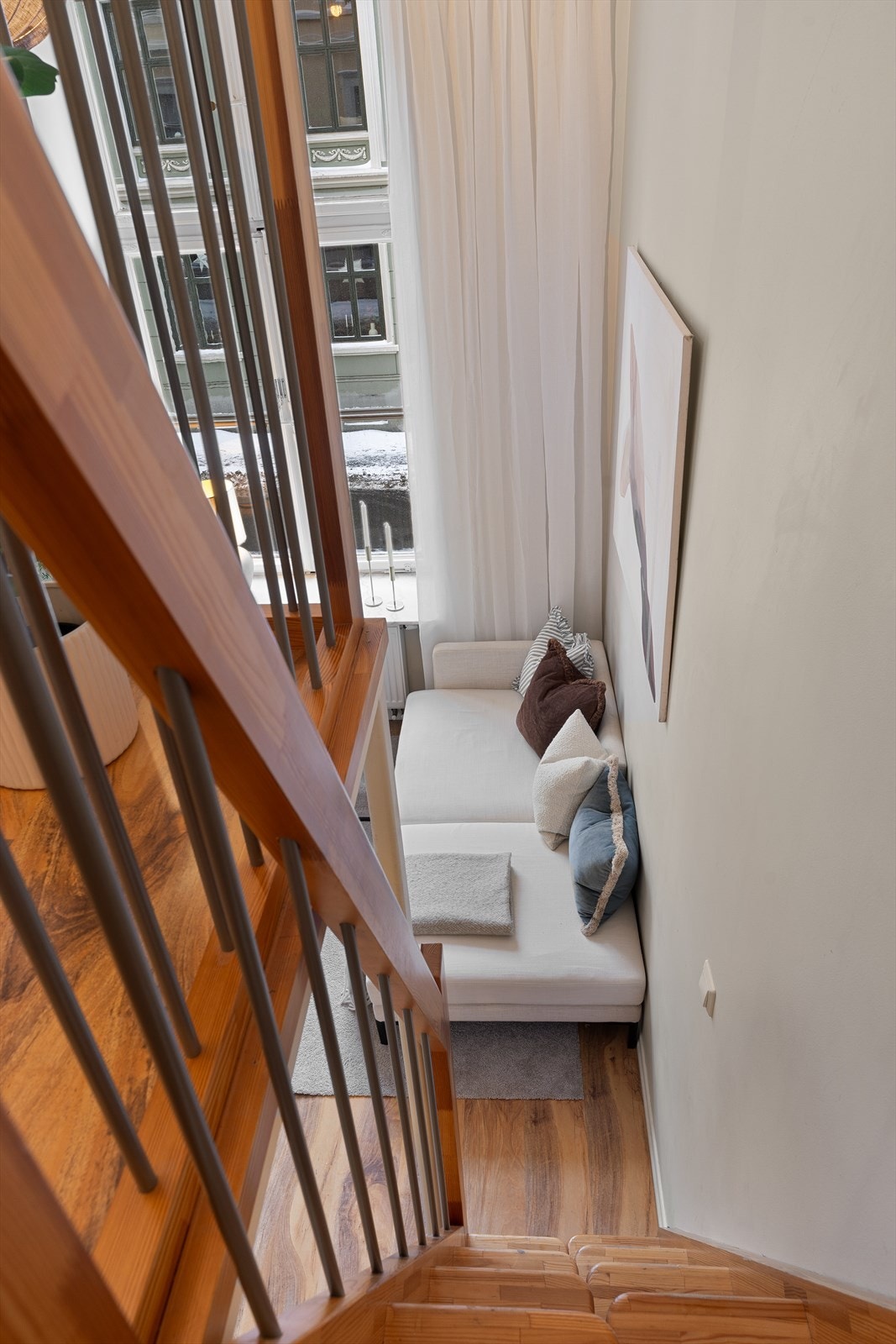 Trapp i tre opp til hems på 12 kvm. Galleribilde