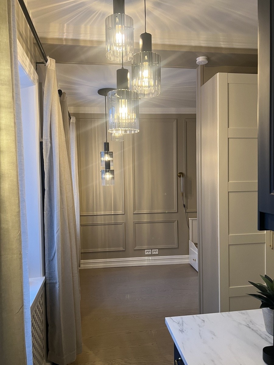 Totalrenovert i 2025. Fremstår meget hyggelig og innbydende. Galleribilde