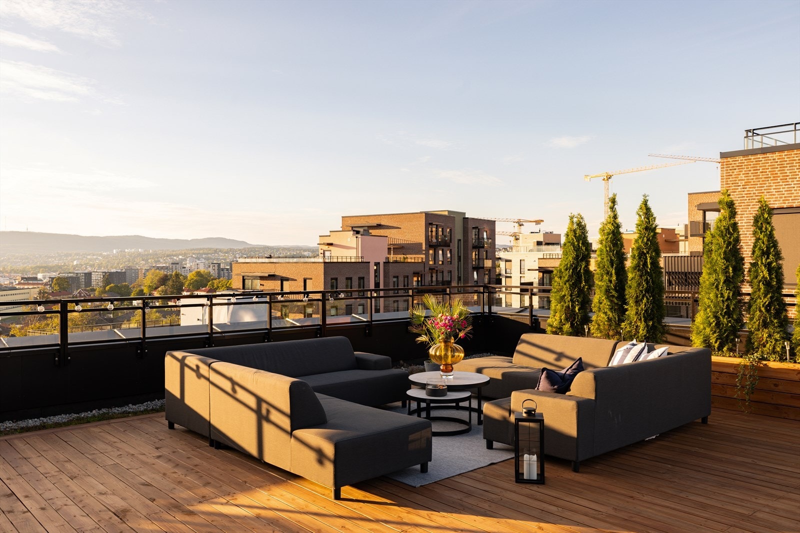 Takterrassen har gode solforhold gjennom hele dagen. Galleribilde