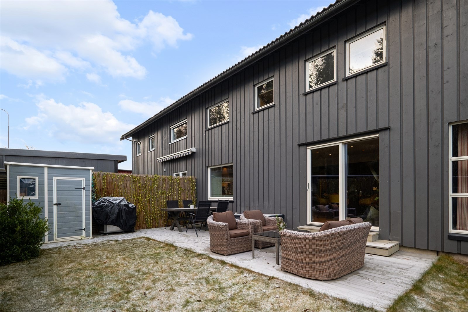 Nyt morgenkaffen fra soloppgang. Galleribilde