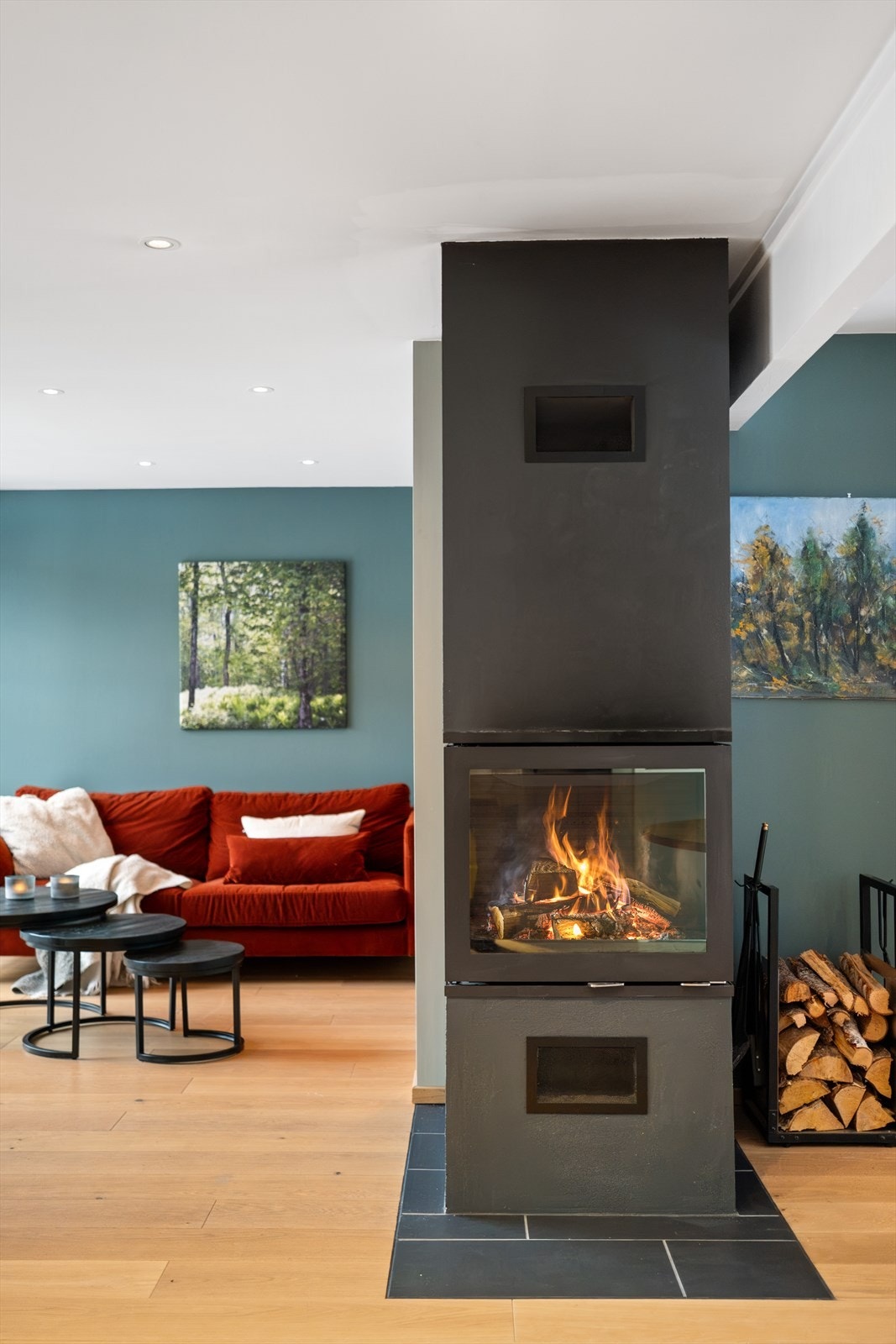 Peisen gir en varm og hyggelig stemning for kalde vinterdager. Galleribilde