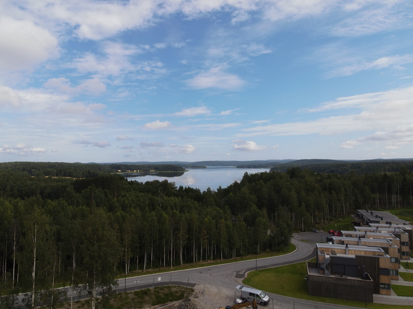 Flere av tomtene vil få utsikt til Isesjø. Galleribilde