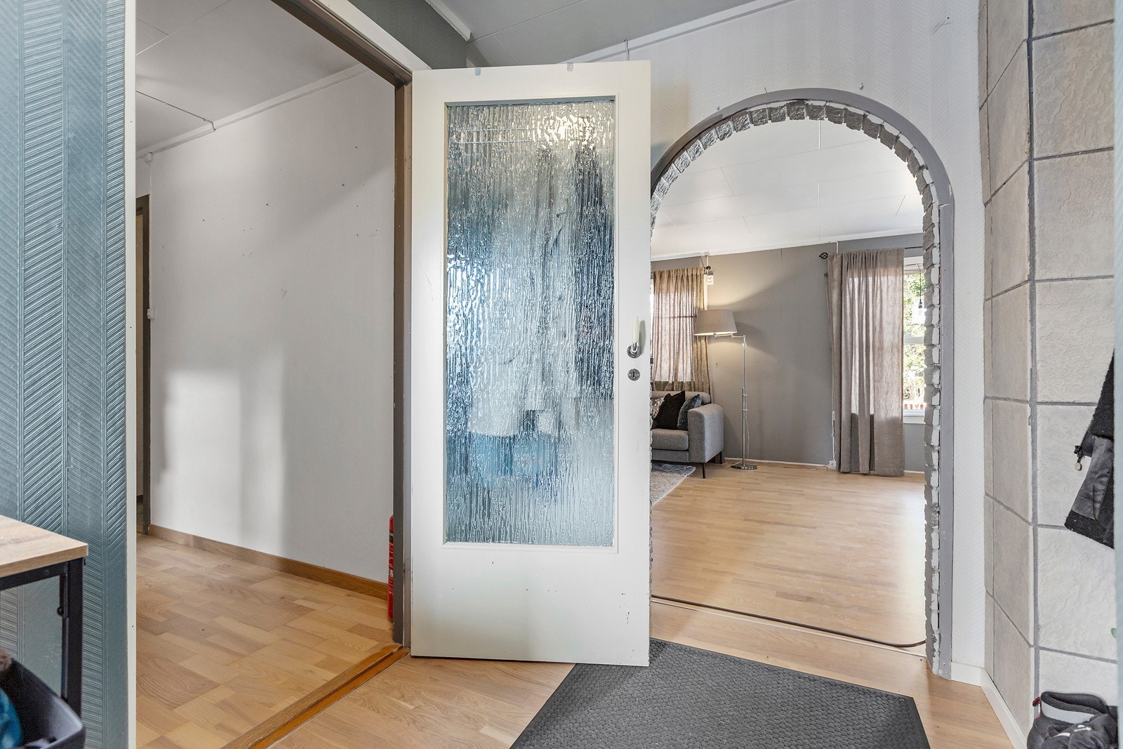 Gang og videre til bad og to soverom Galleribilde