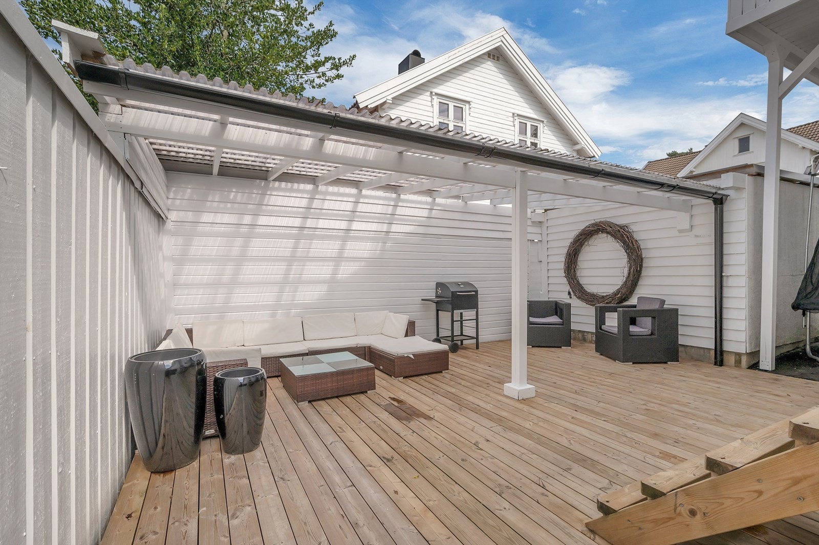 Uteplass Galleribilde