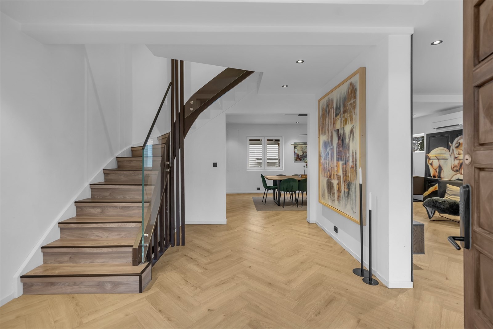 Trapp opp til 2.etasje Galleribilde