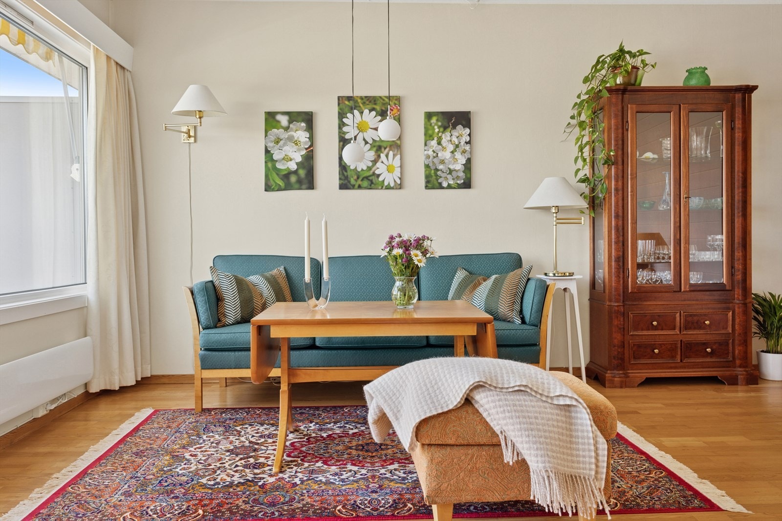 Planløsningen gjør det enkelt å møblere leiligheten. Galleribilde