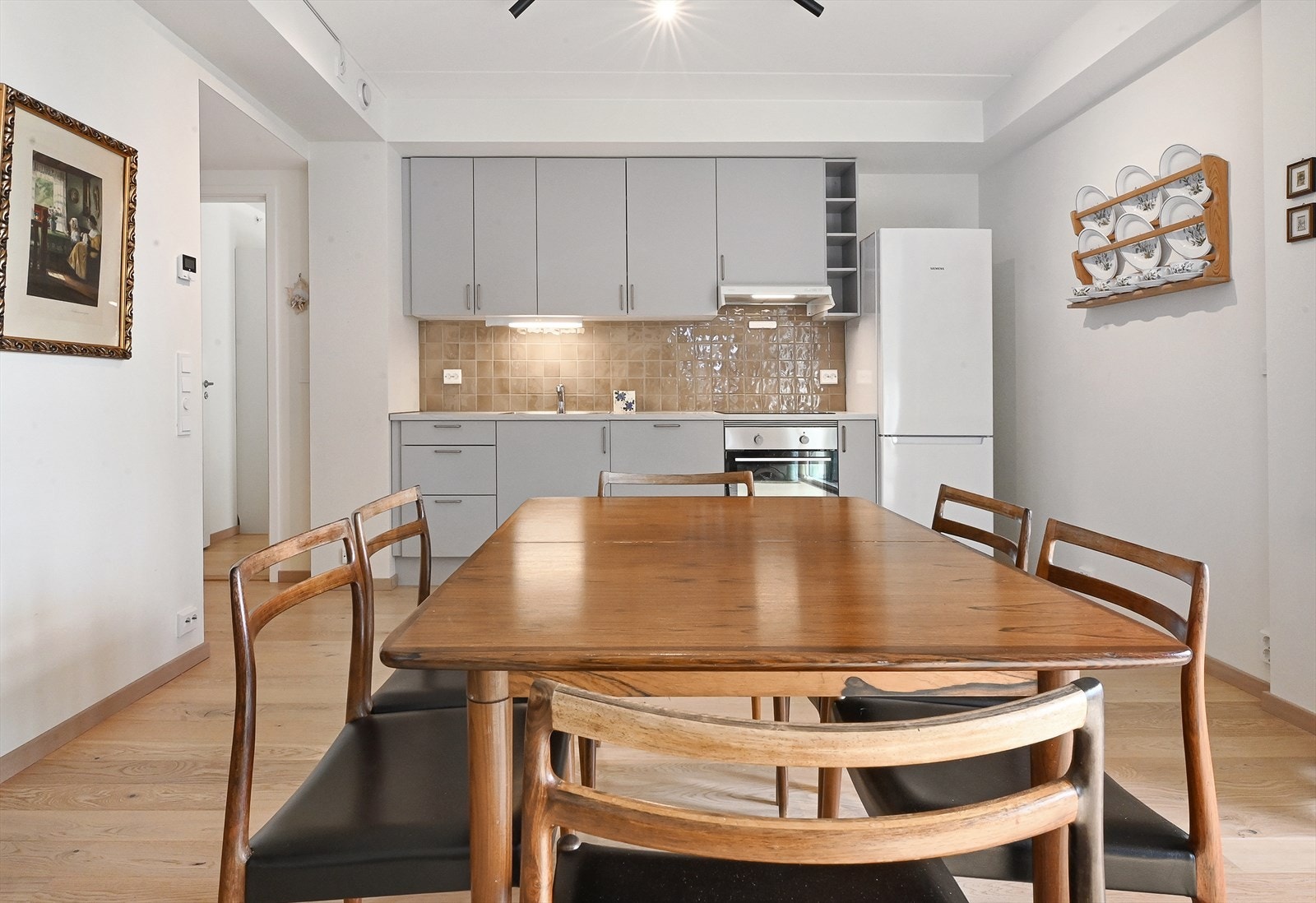 Kjøkken/spisestue Galleribilde