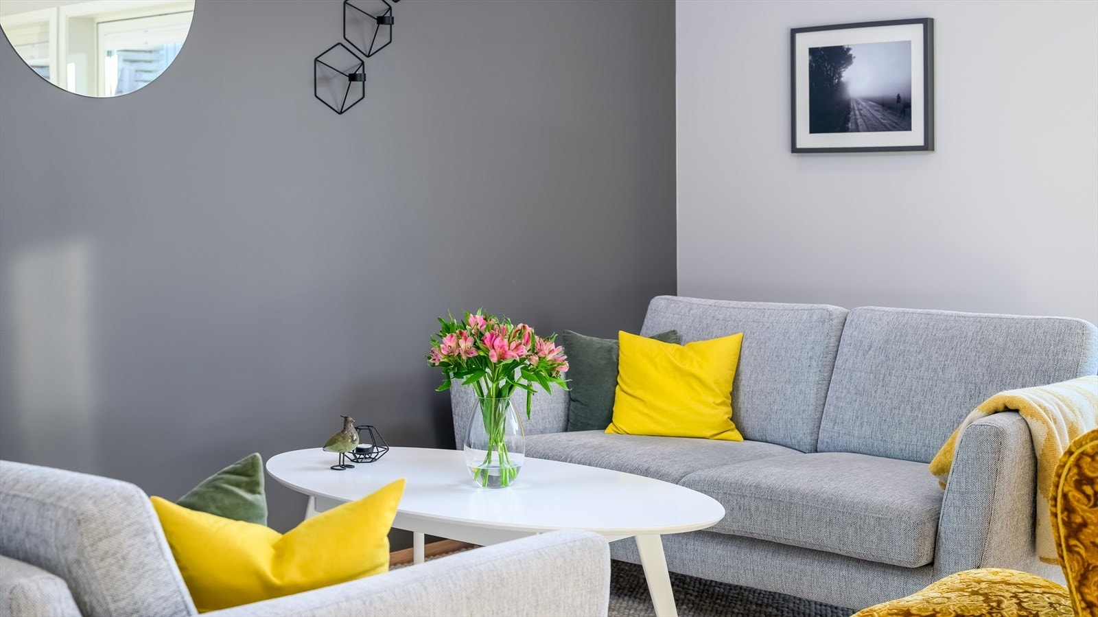 Veggene malt i tidsmessige gråtoner Galleribilde