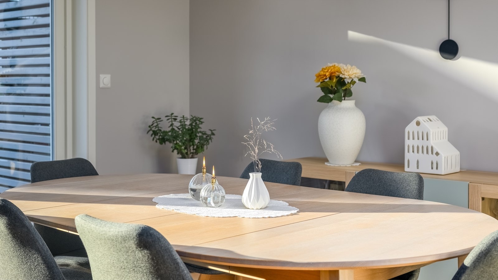 Spisestue 03 Galleribilde