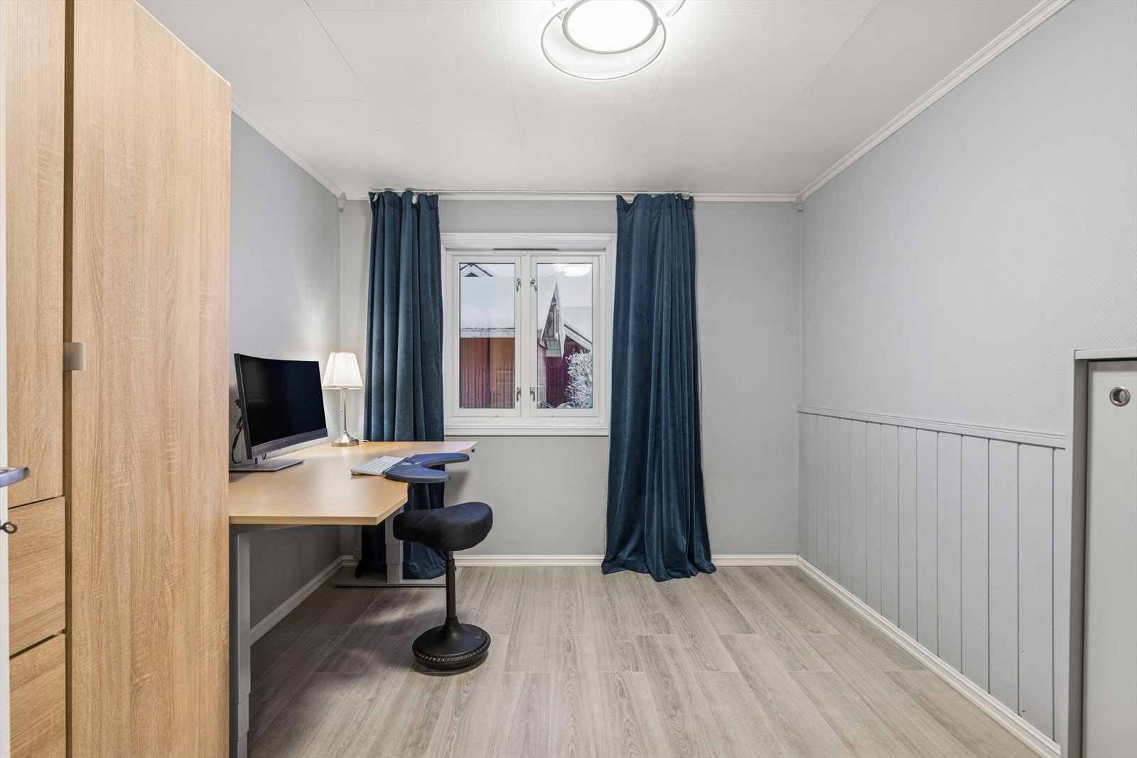 Soverom 2 er i dag innredet som kontor. Galleribilde