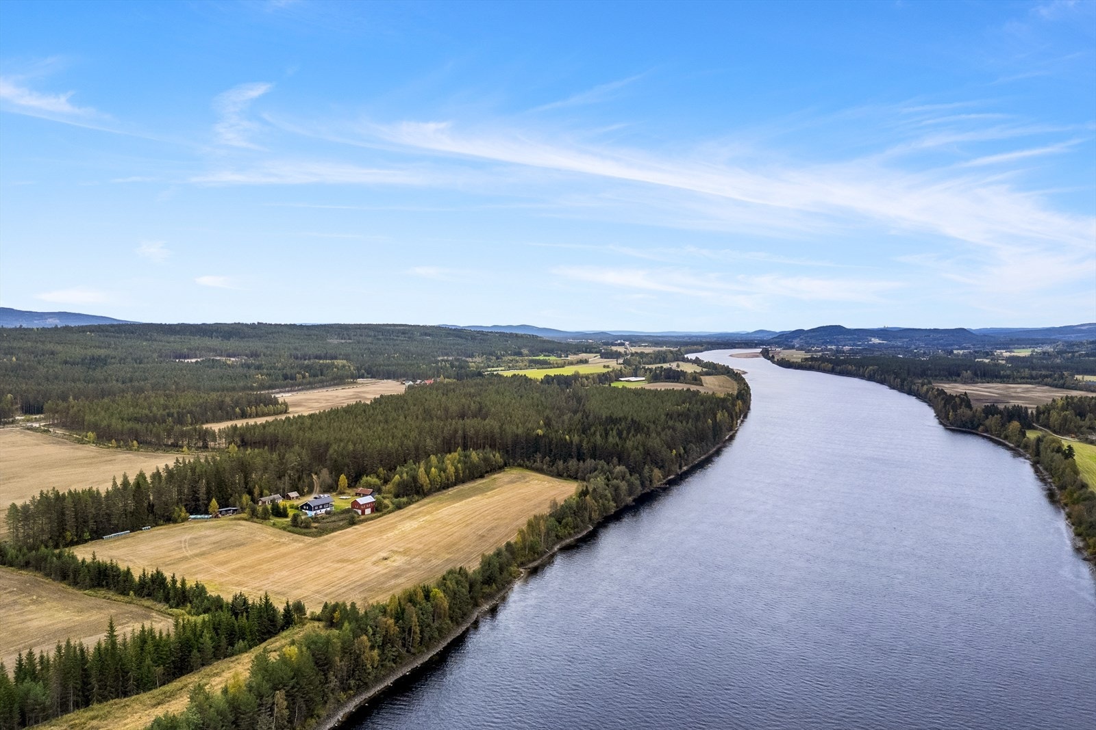 Mastvelten ligger idyllisk og skjermet til ved Glomma, helt syd i Elverum kommune. Galleribilde