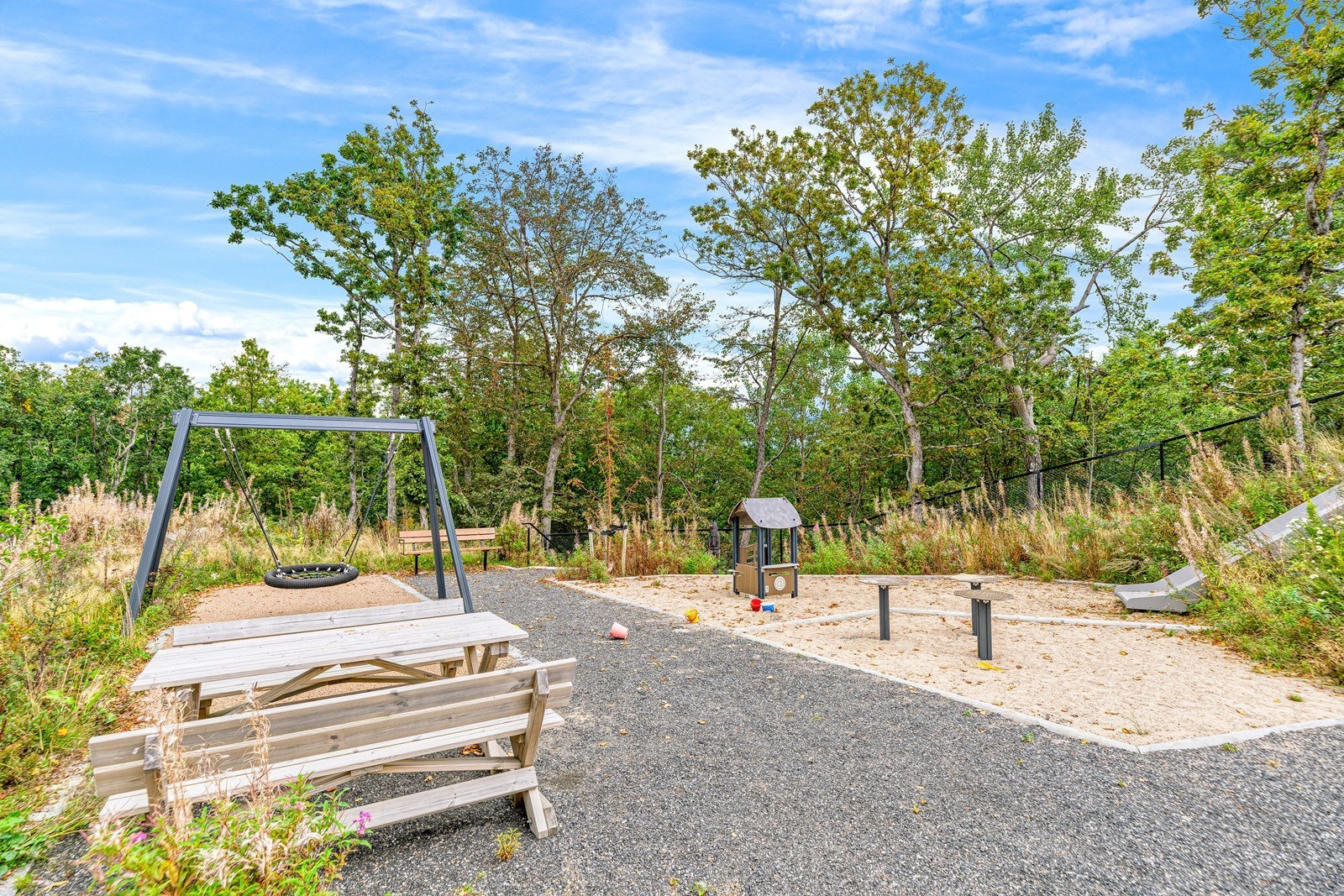 Lekeplass i området Galleribilde