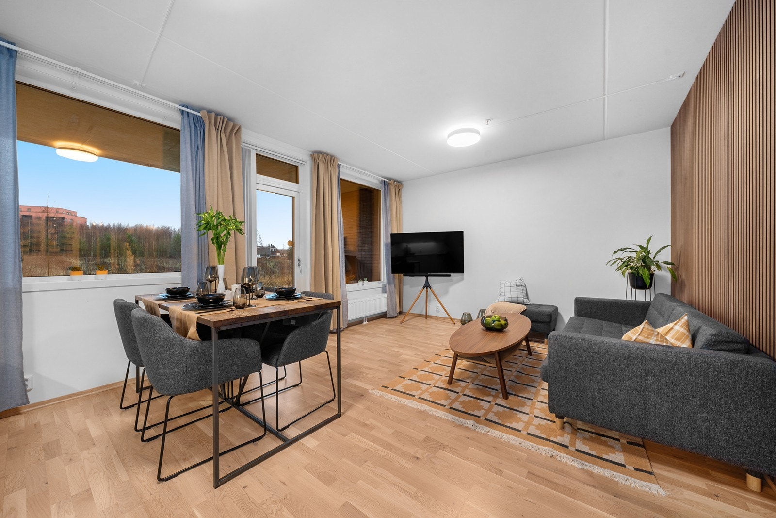 Stue med godt lysinnslipp Galleribilde