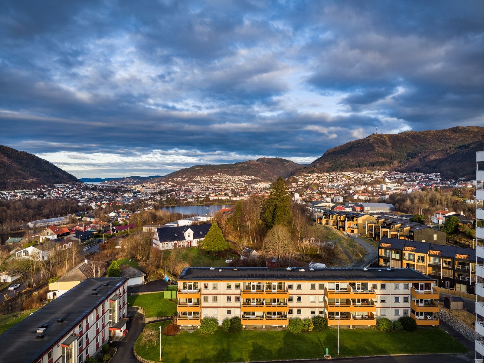 - Velkommen til Vilhelm Bjerknes`vei 82, presentert av Andreas Rasmussen v/Privatmegleren - Galleribilde