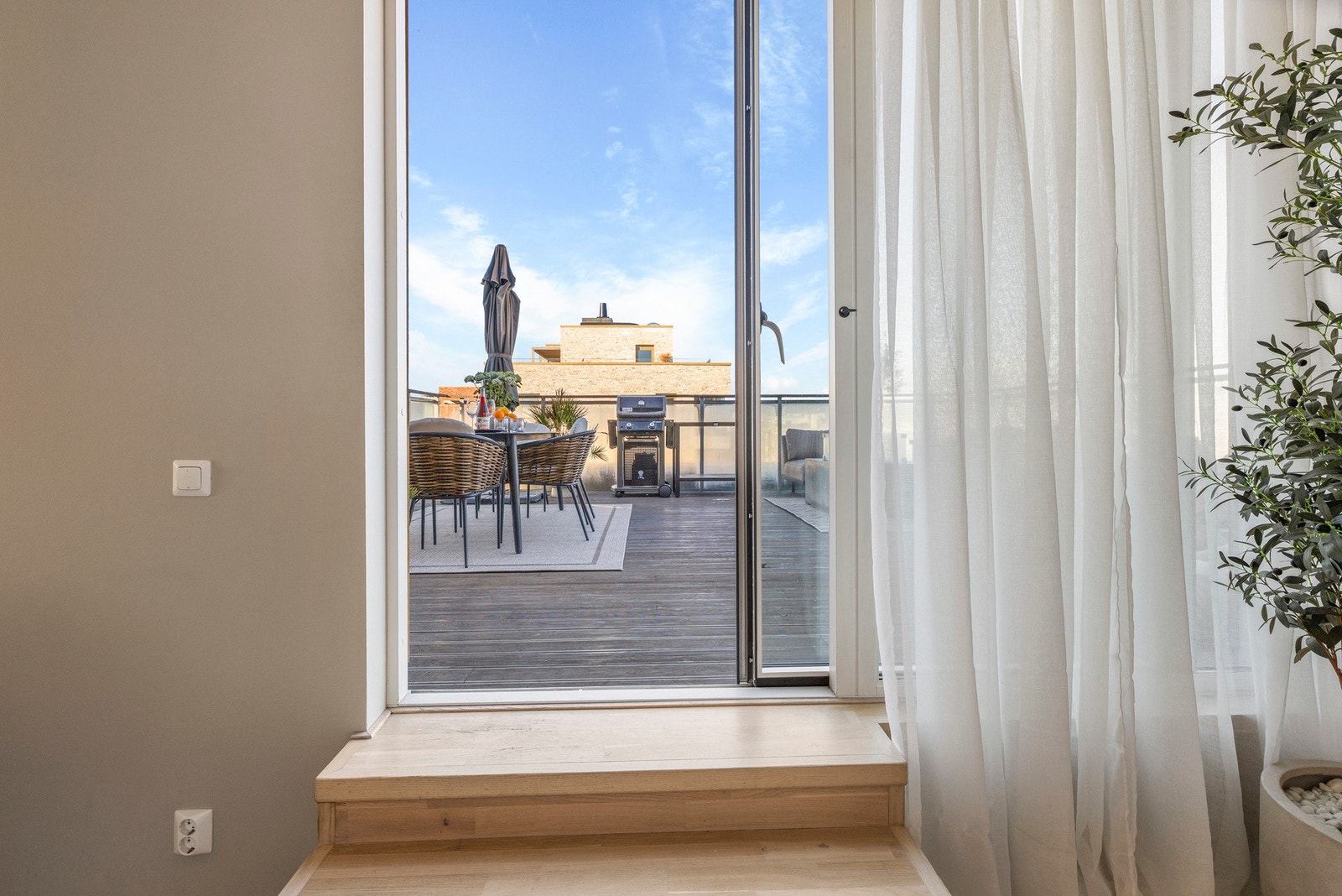 - Leiligheten har en fin intern beliggenhet i 7. etasje - Galleribilde