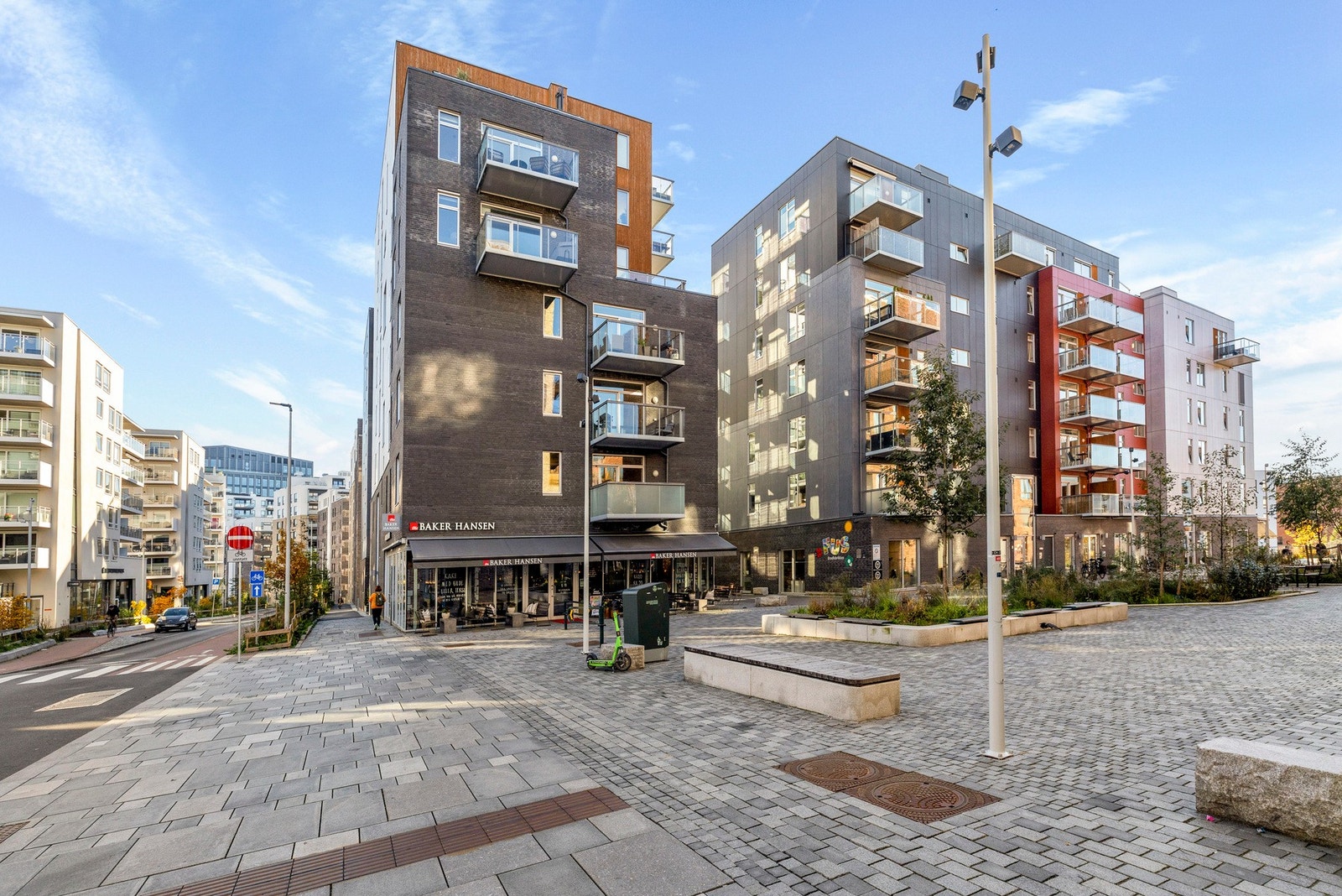 - Lørenveien 53B har en sentral og attraktiv beliggenhet på Løren - Galleribilde