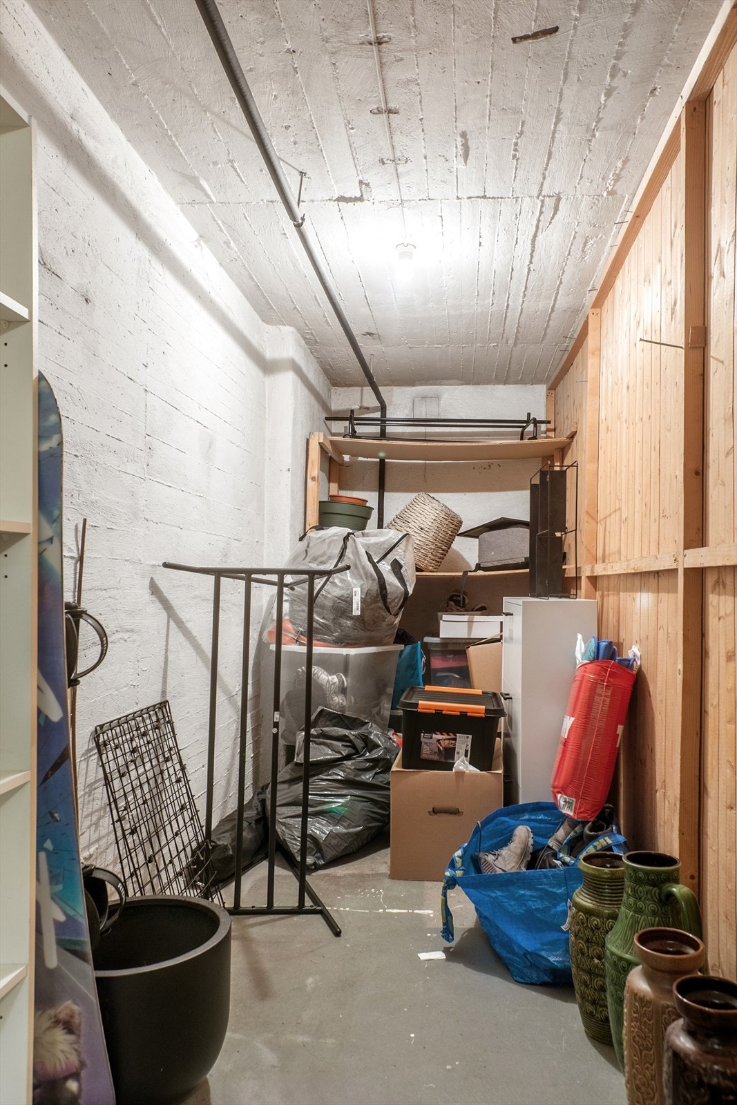 Bod i kjeller Galleribilde