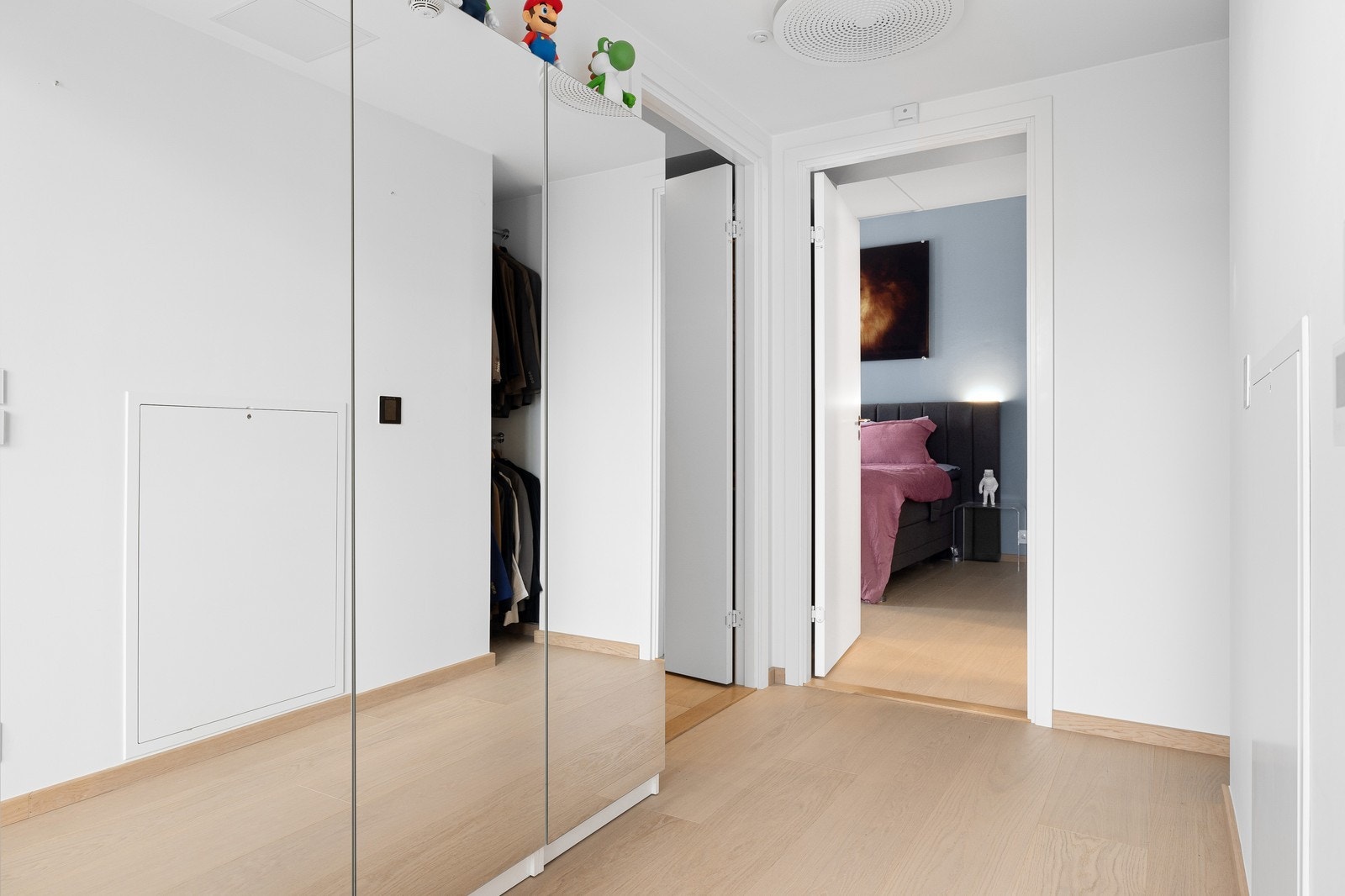 Mye skapplass i leiligheten Galleribilde