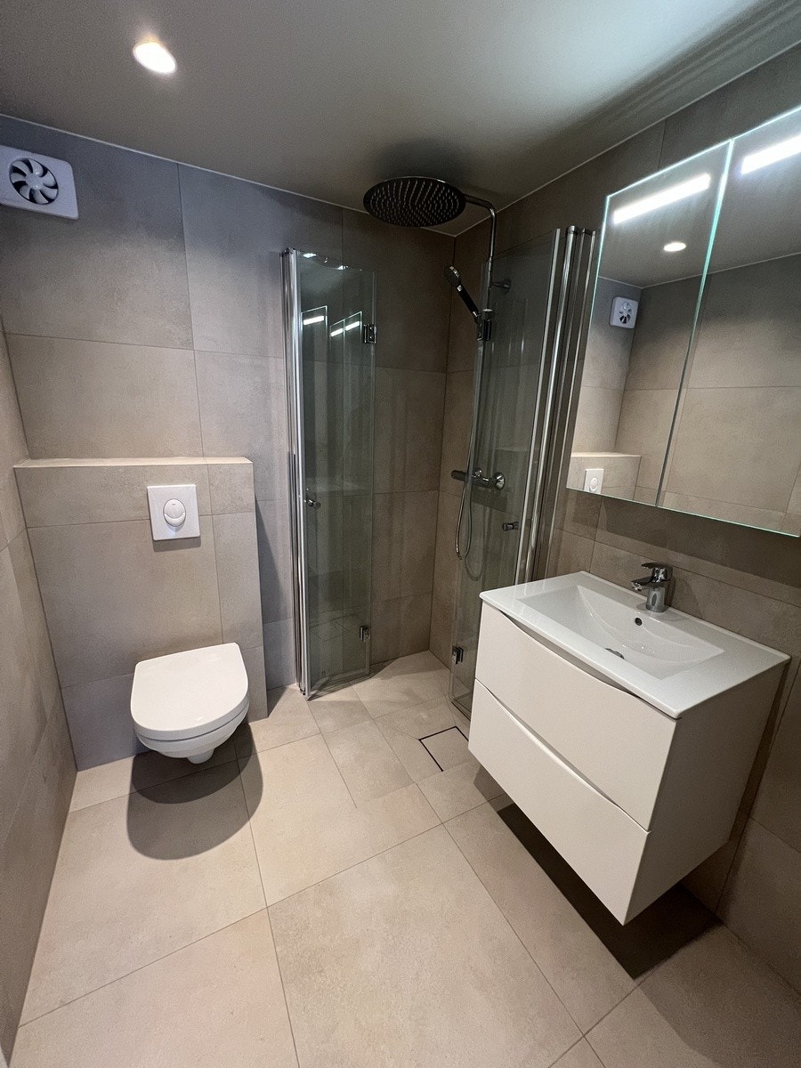 Nytt flislagt bad Galleribilde