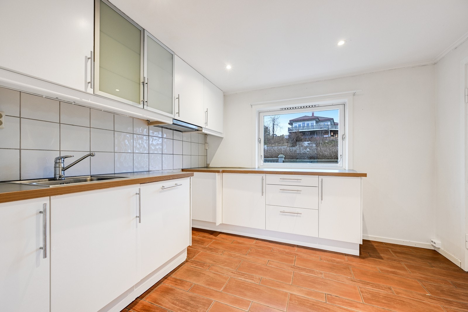 Kjøkken leilighet 1. etasje. Galleribilde